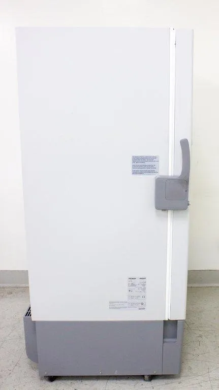 Eppendorf CryoCube F740hi ULT Freezer, 5 Compartments, LN2 Backup