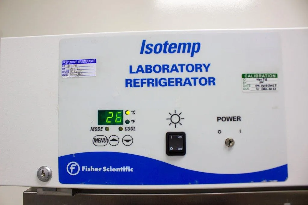 Fisher Scientific Isotemp Lab Refrigerator 13-986-227R