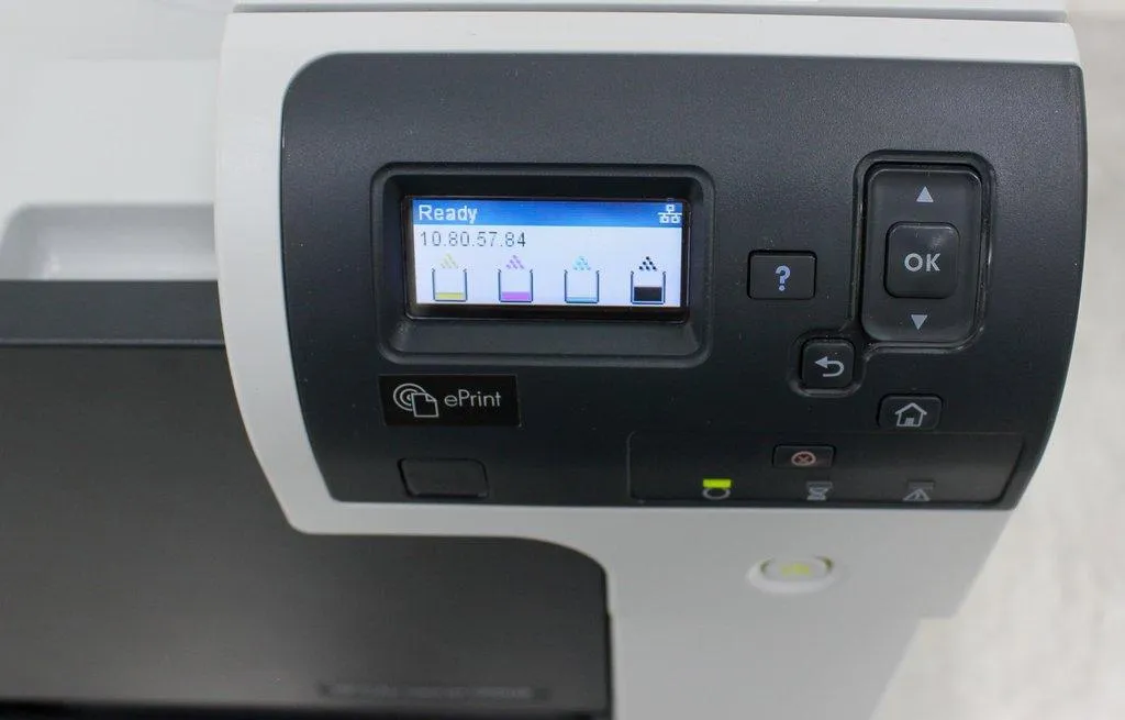 HP Color nLaser Jet CP5525