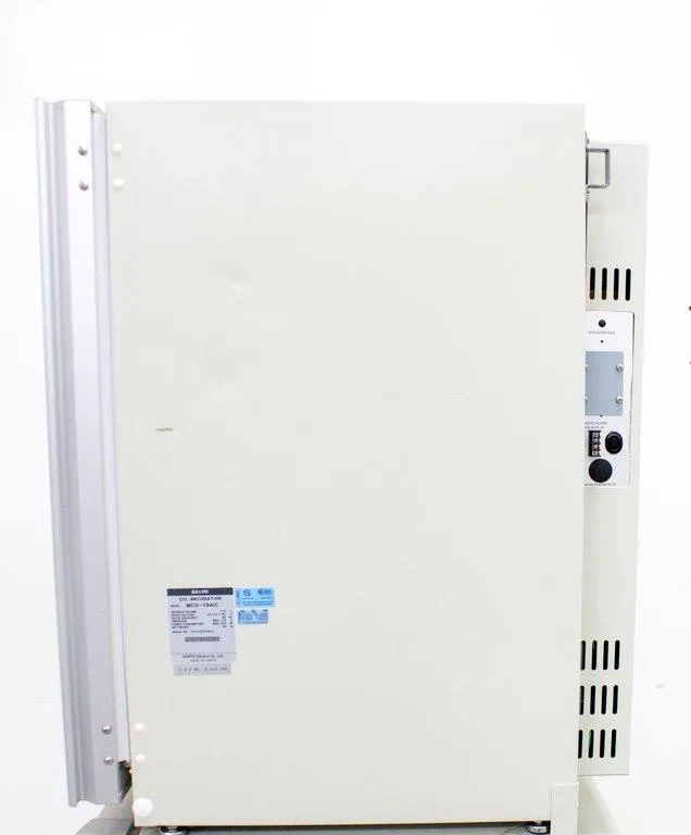 Sanyo CO2 Incubator MCO-19AIC