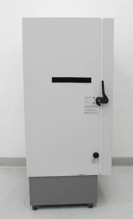 Eppendorf/New Brunswick U9280-0002 Ultra Low Temperature Freezer -80c