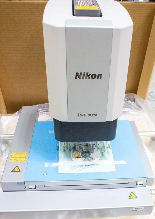 Nikon VMA-2520 Multi-Sensor Measuring System with PC & Table