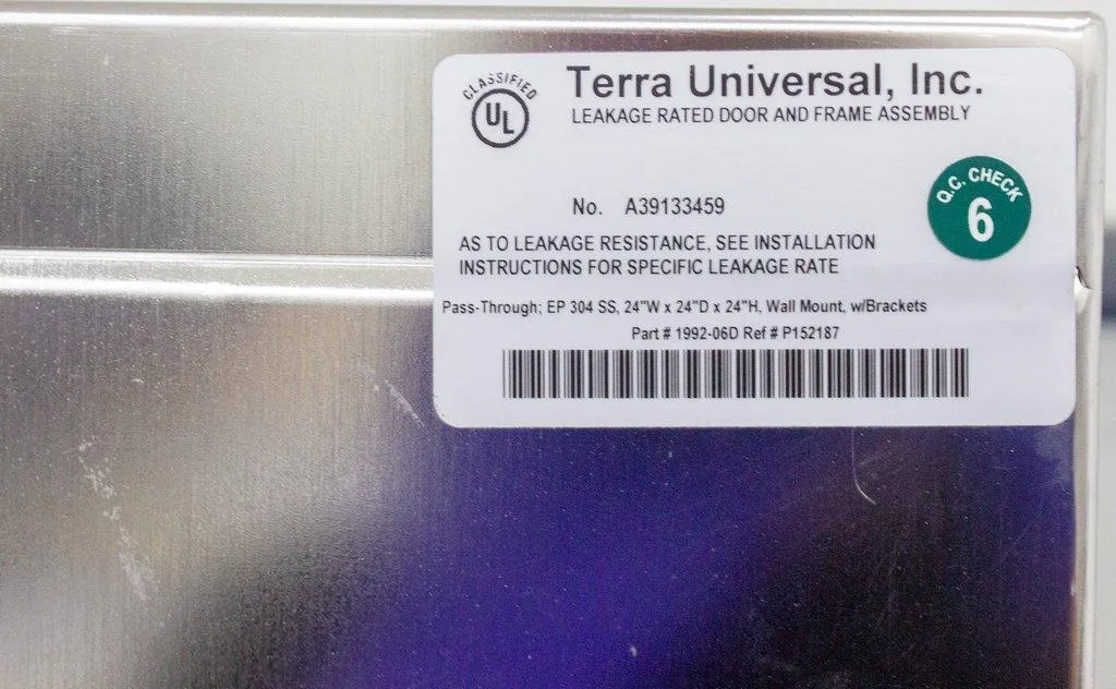 Terra Universal Pass Through EP 304 SS, 24" W x 24" D x 24" H, Wall Mount, with Brackets