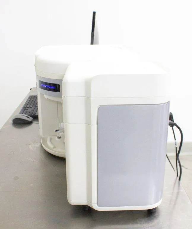 Thermo Scientific Invitrogen Attune NxT Flow Cytometer