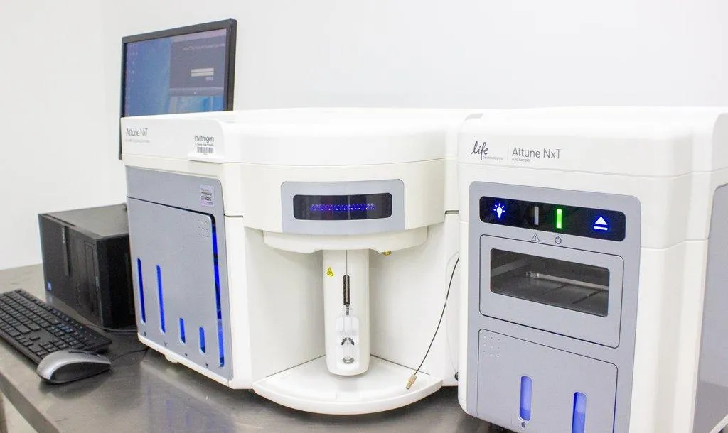 Thermo Scientific Invitrogen Attune NxT Flow Cytometer