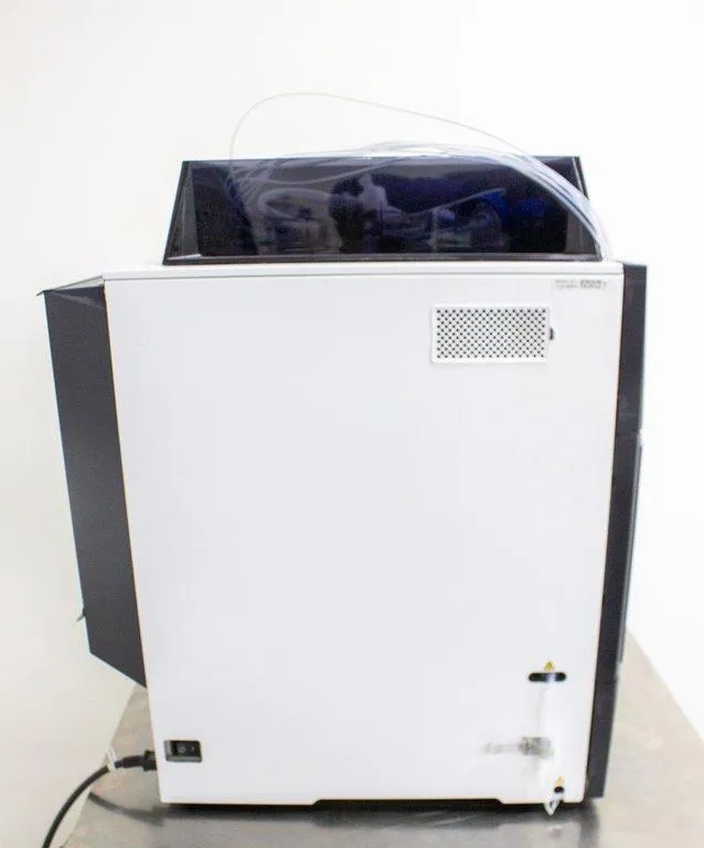 Shimadzu Prominence-i, LC-2030 Plus Liquid Chromatograph