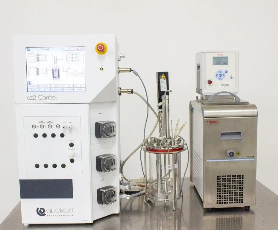 Applikon ez2-Control Bioreactor System with A10 Chiller, Stirrer, and Heating Blanket