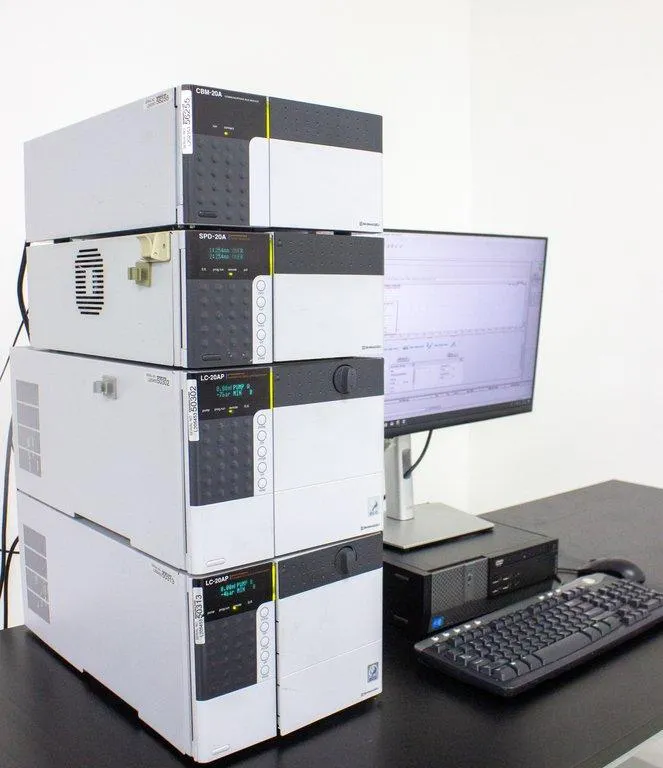 Shimadzu Prominence Preparative HPLC System with SPD-20A UV-VIS Detector