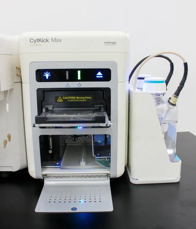 Invitrogen Attune NxT AFC2 Acoustic Focusing Cytometer with CytKick MAX Autosampler