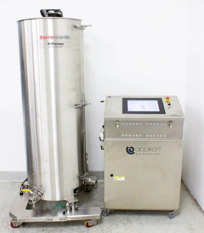 Thermo/Applikon Sub-Control One with HyPerforma 300L Single-Use Fermentor