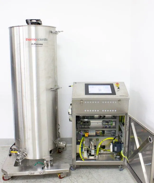 Thermo/Applikon Sub-Control One with HyPerforma 300L Single-Use Fermentor