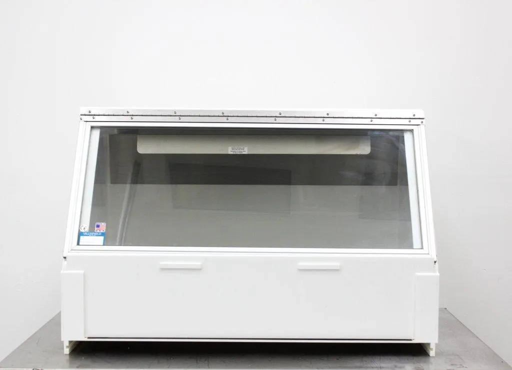 C.B.S. Scientific P-036-202 PCR Workstation