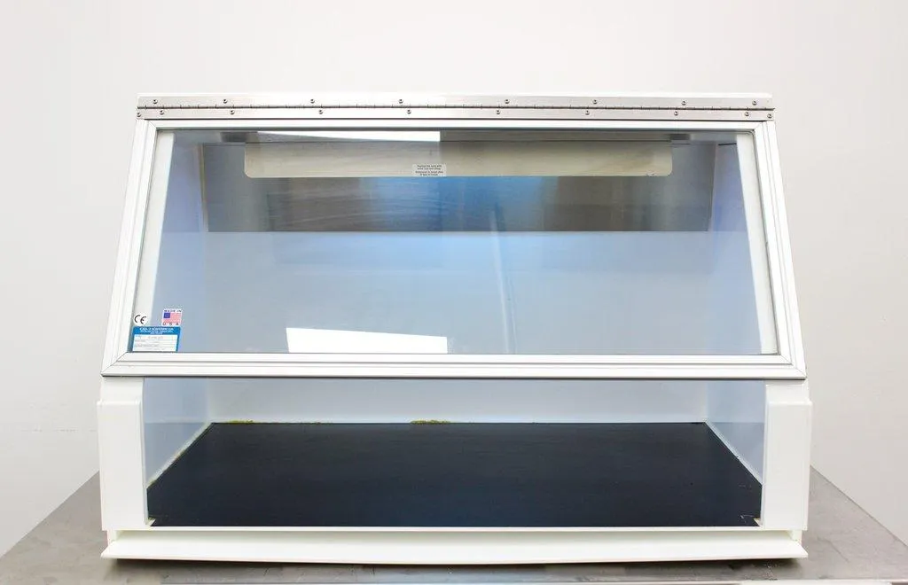 C.B.S. Scientific P-036-202 PCR Workstation