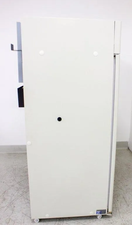 Panasonic MPR-1411-PA Pharmaceutical Refrigerator 1364L 48.2 cu.ft.