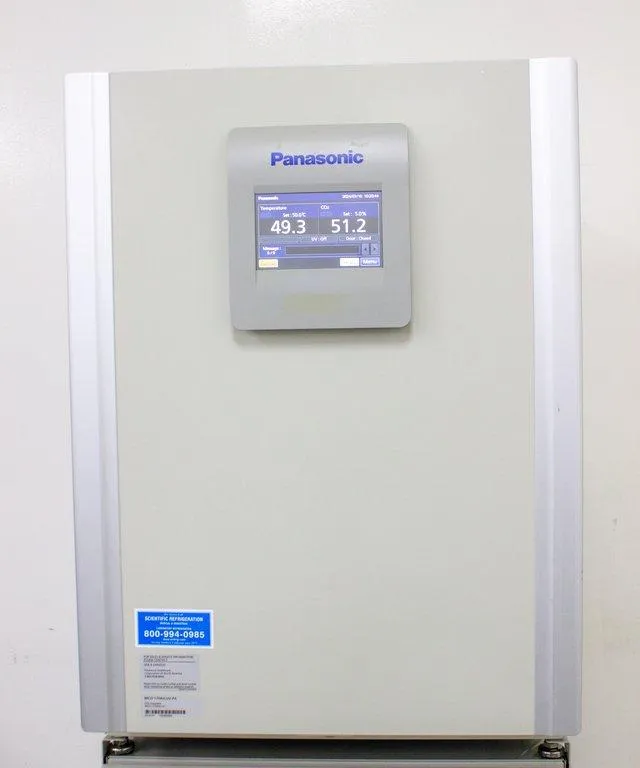 Panasonic MCO-170AICUV-PA Laboratory CO2 Incubator