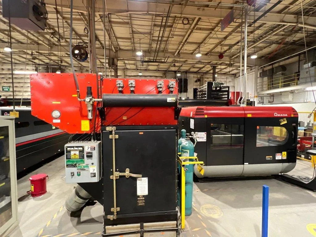 Amada LC3015 F1NT Co2 Laser with Fanuc AF 4000i-B Laser & Orion RKE15002A Inverter Chiller