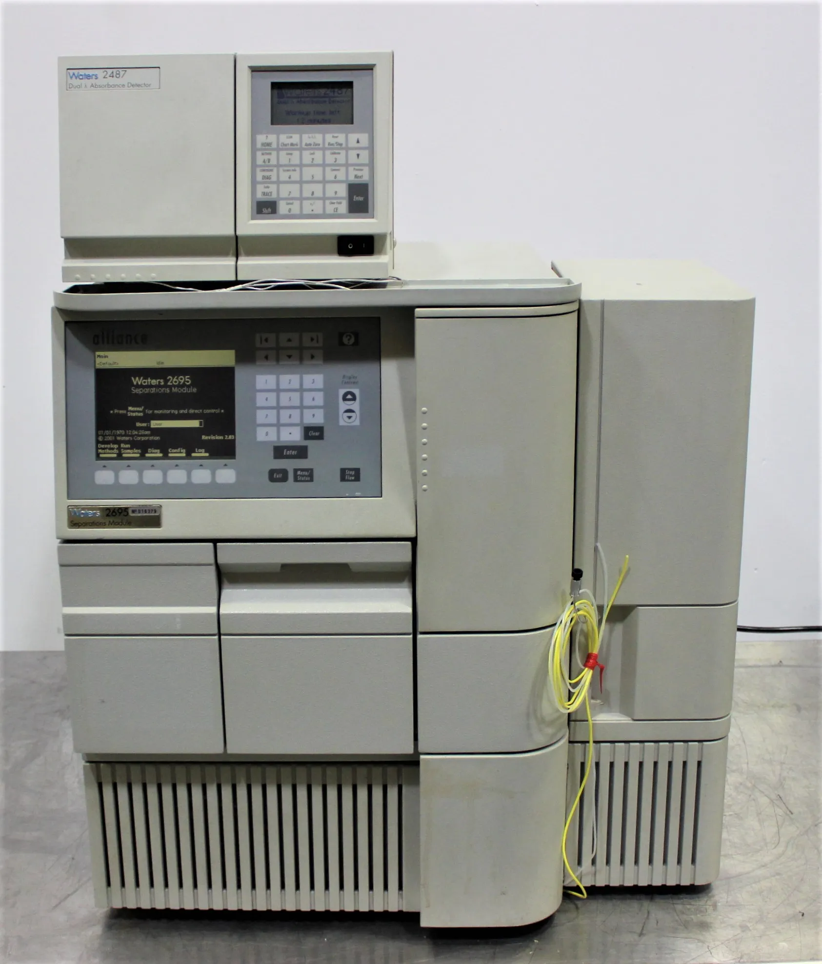 Waters 2695 Separations Module with 2487 Dual Absorbance Detector - Used HPLC System