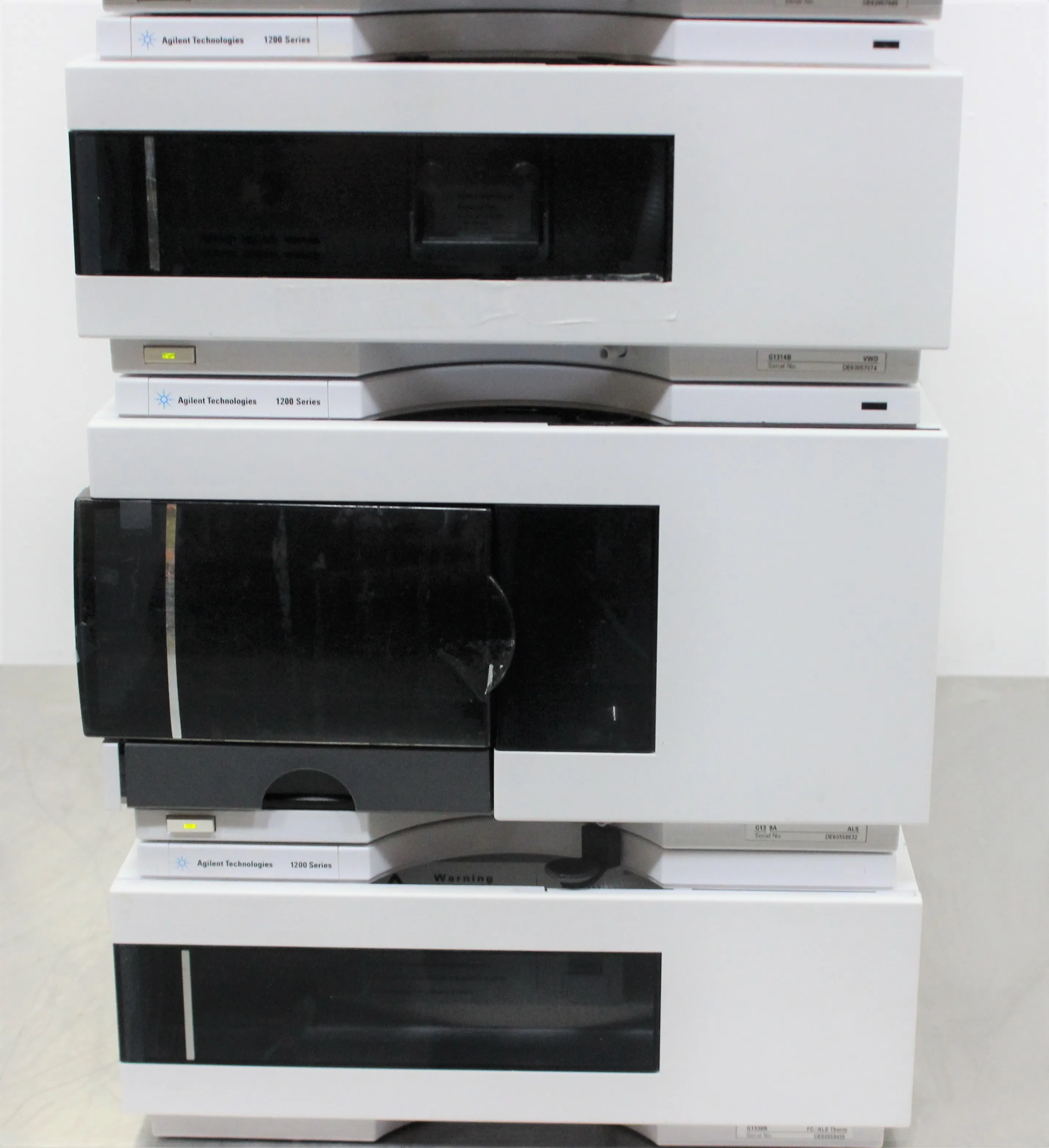 Agilent 1200 Series HPLC System with G1311A Quaternary Pump, G1329A Thermal Autosampler, and More