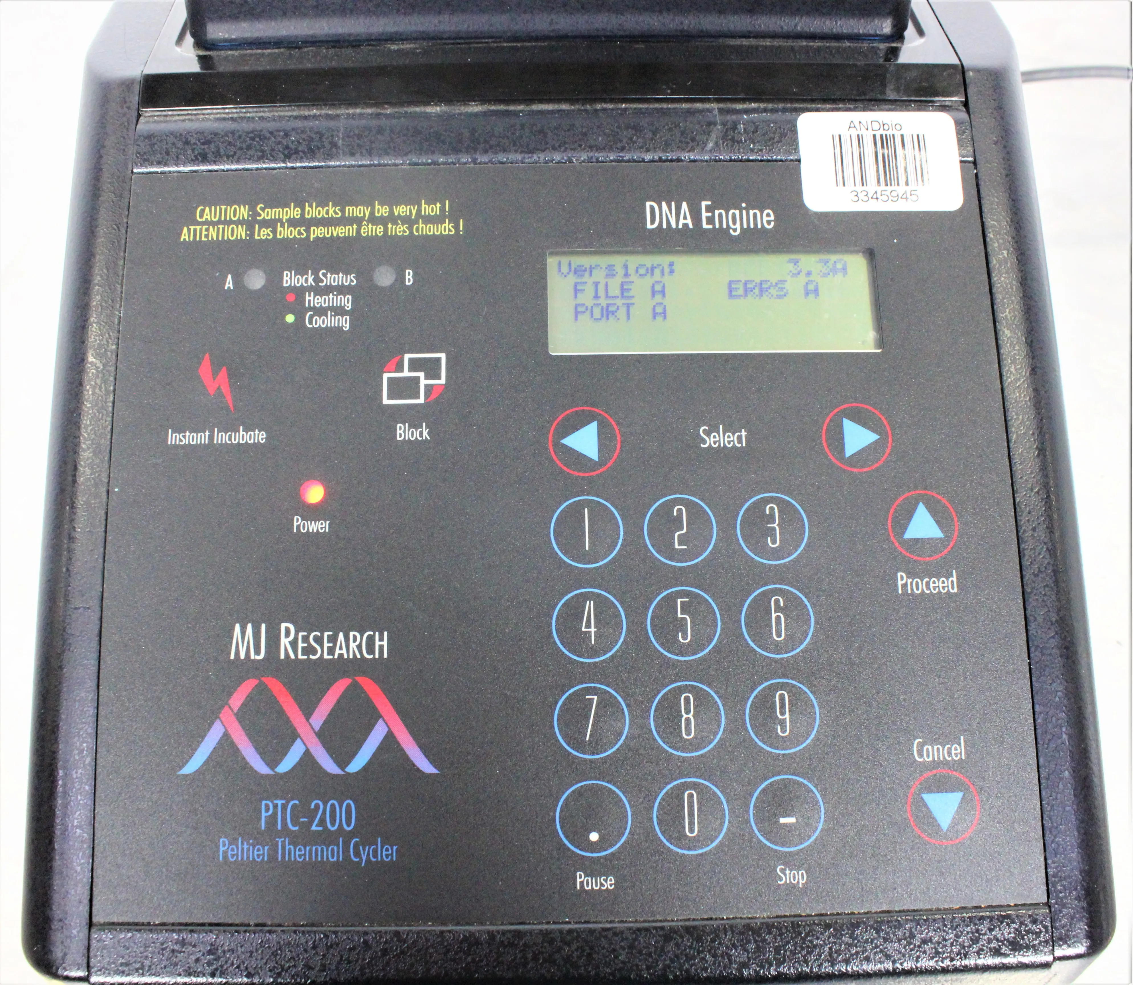 BIO-RAD PTC-200 Peltier Thermal Cycler - PCR Thermal Cycler