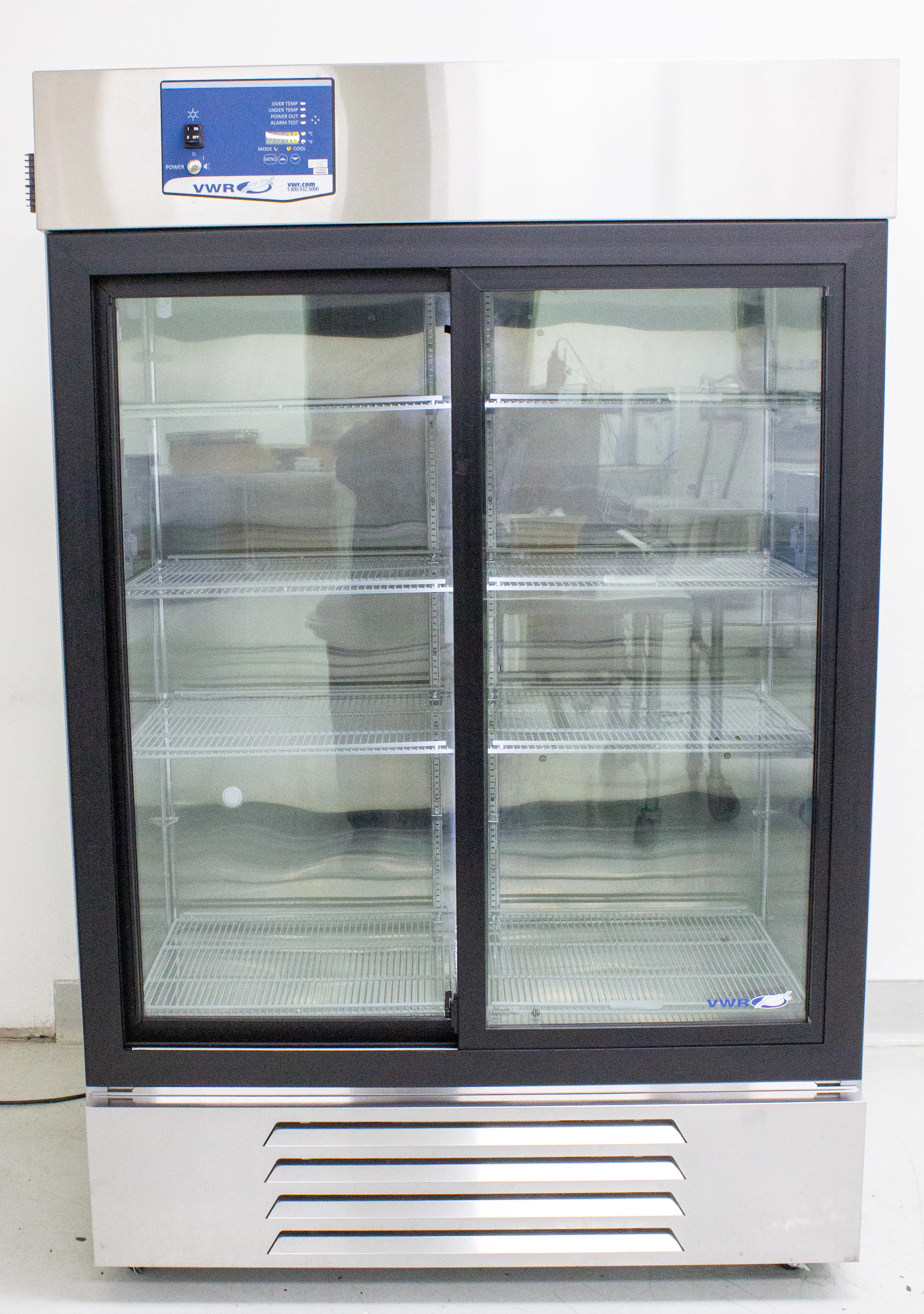 VWR Chromatography Refrigerator MH45SS-GAEE-VW