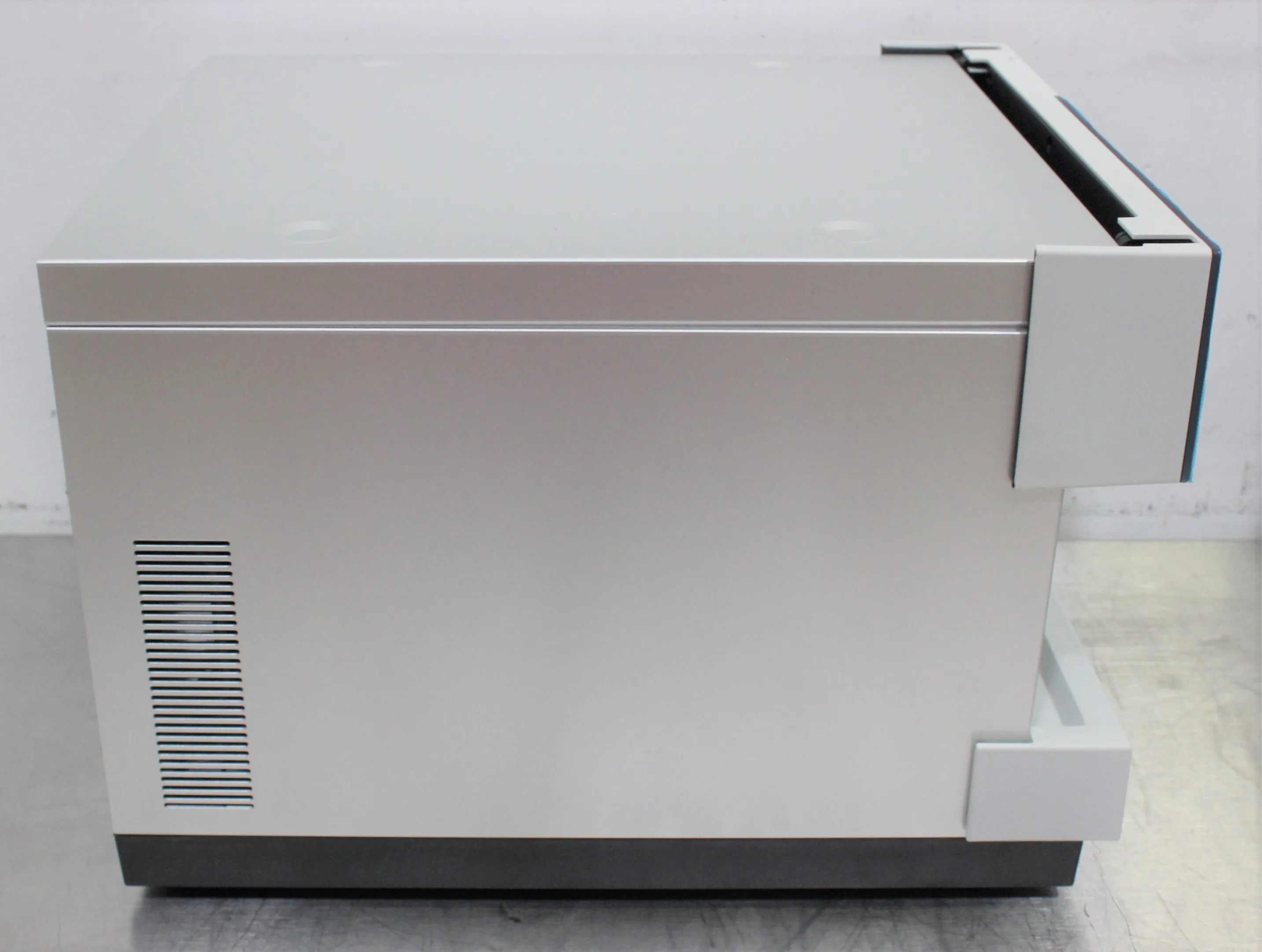 Thermo Scientific Dionex UltiMate WPS-3000TXRS Rapid Separation Well Plate Autosampler