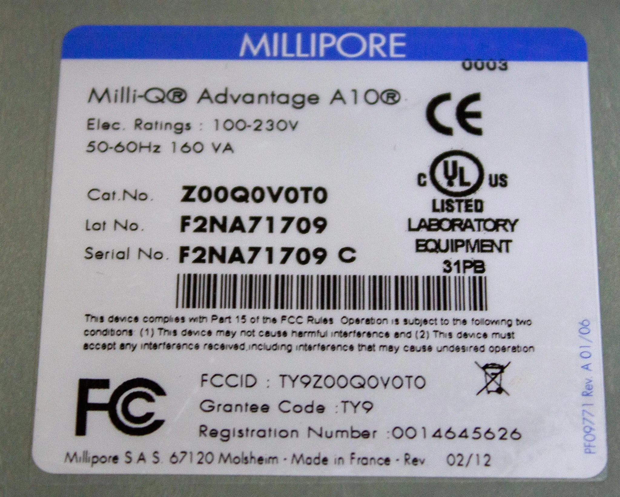 Millipore Milli-Q Advantage A10 Water Purification System Z00Q0V0T0