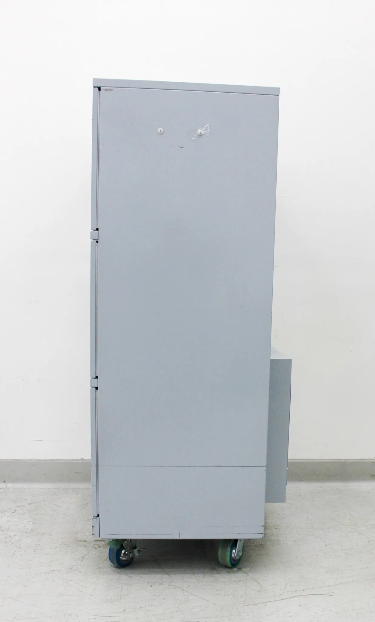 Totech Super Dry Cabinet model: SD+1106-22 - ESD Safety Cabinet