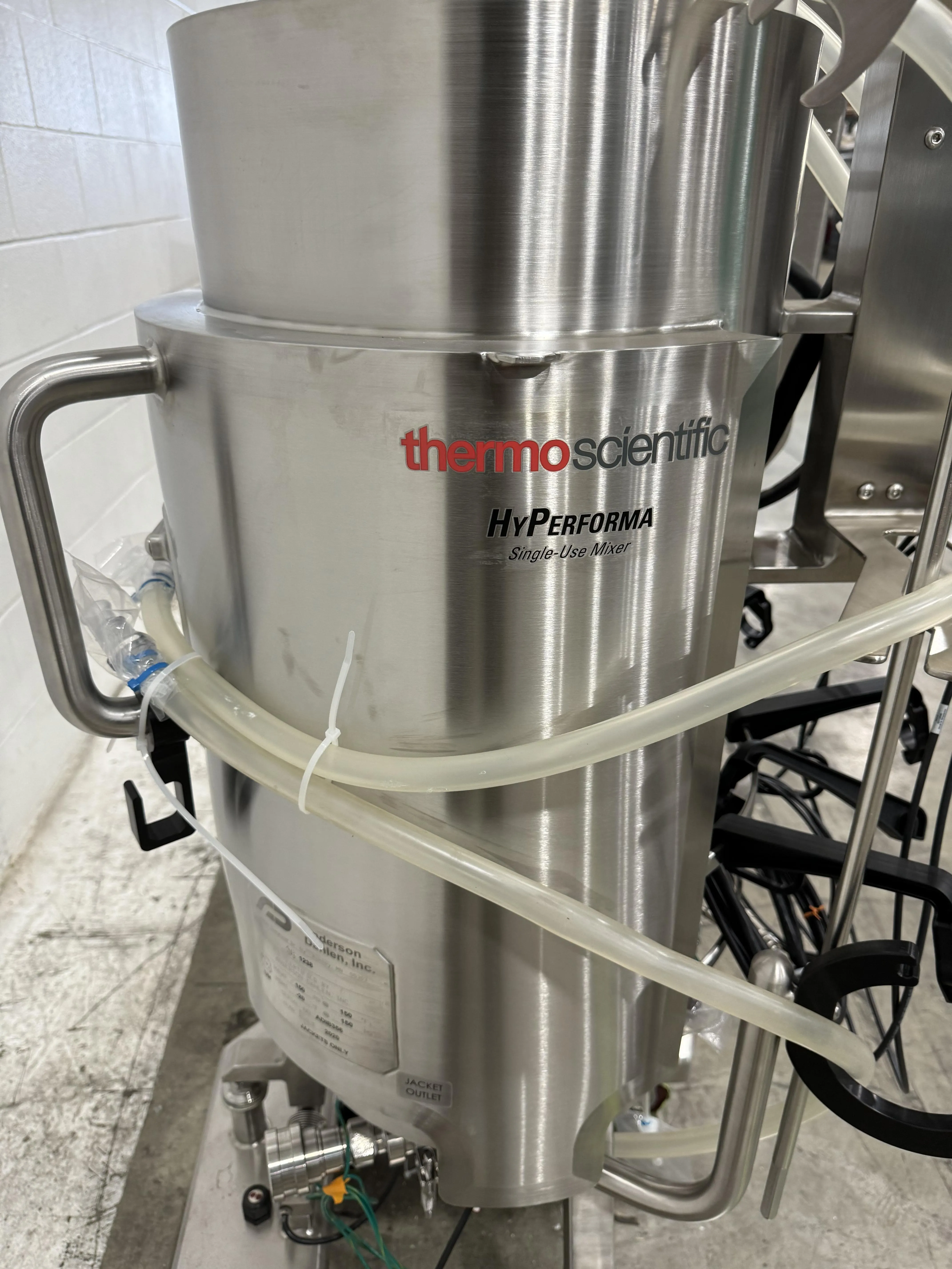 Thermo Fisher Scientific HyPerforma Single-Use Mixer SUM0050.6298 DS-100 L