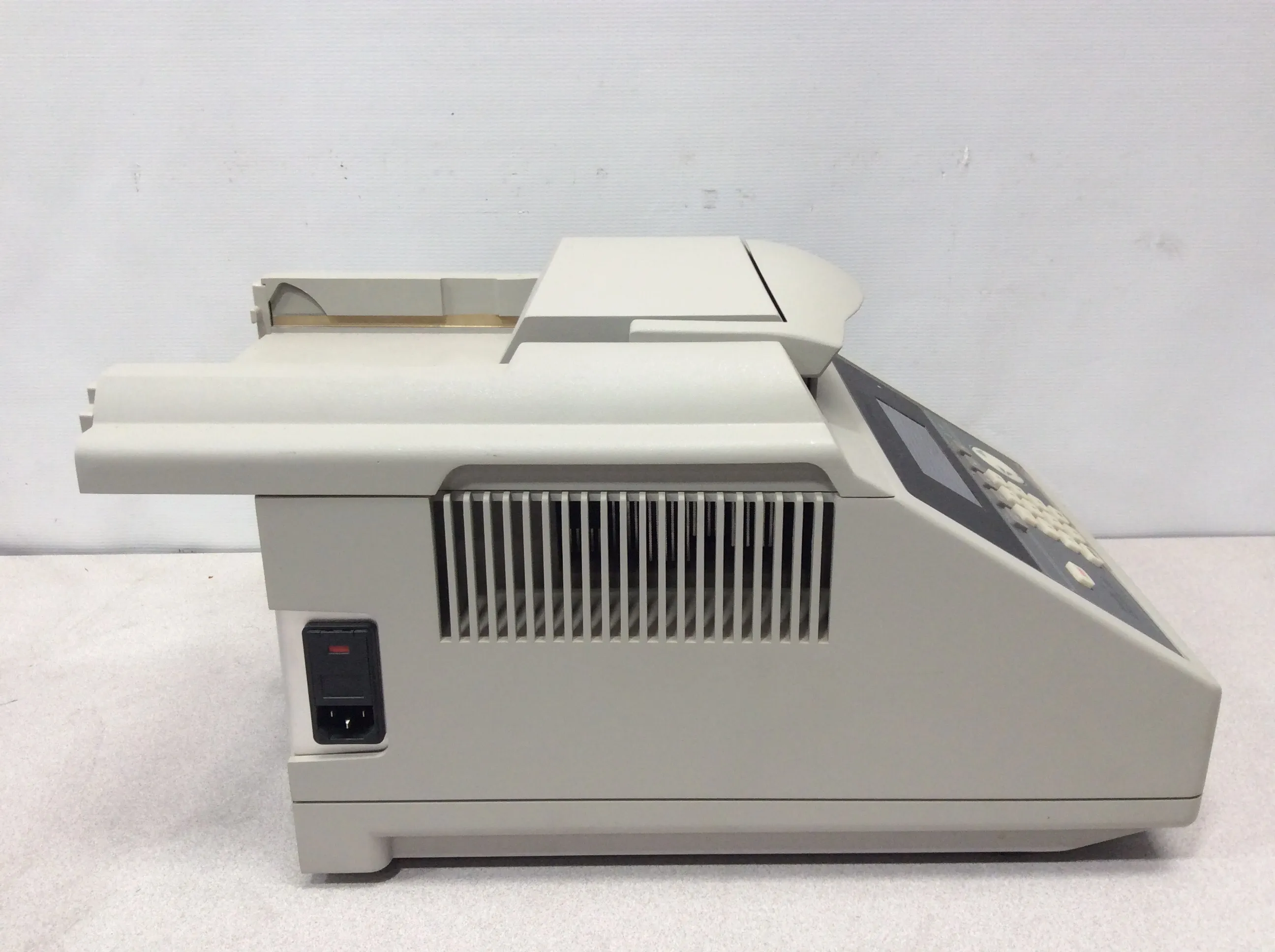 Applied Biosystems GeneAmp PCR System 9700 96 Well N8050200 Real Time PCR Molecular Biology Used Laboratory Equipment