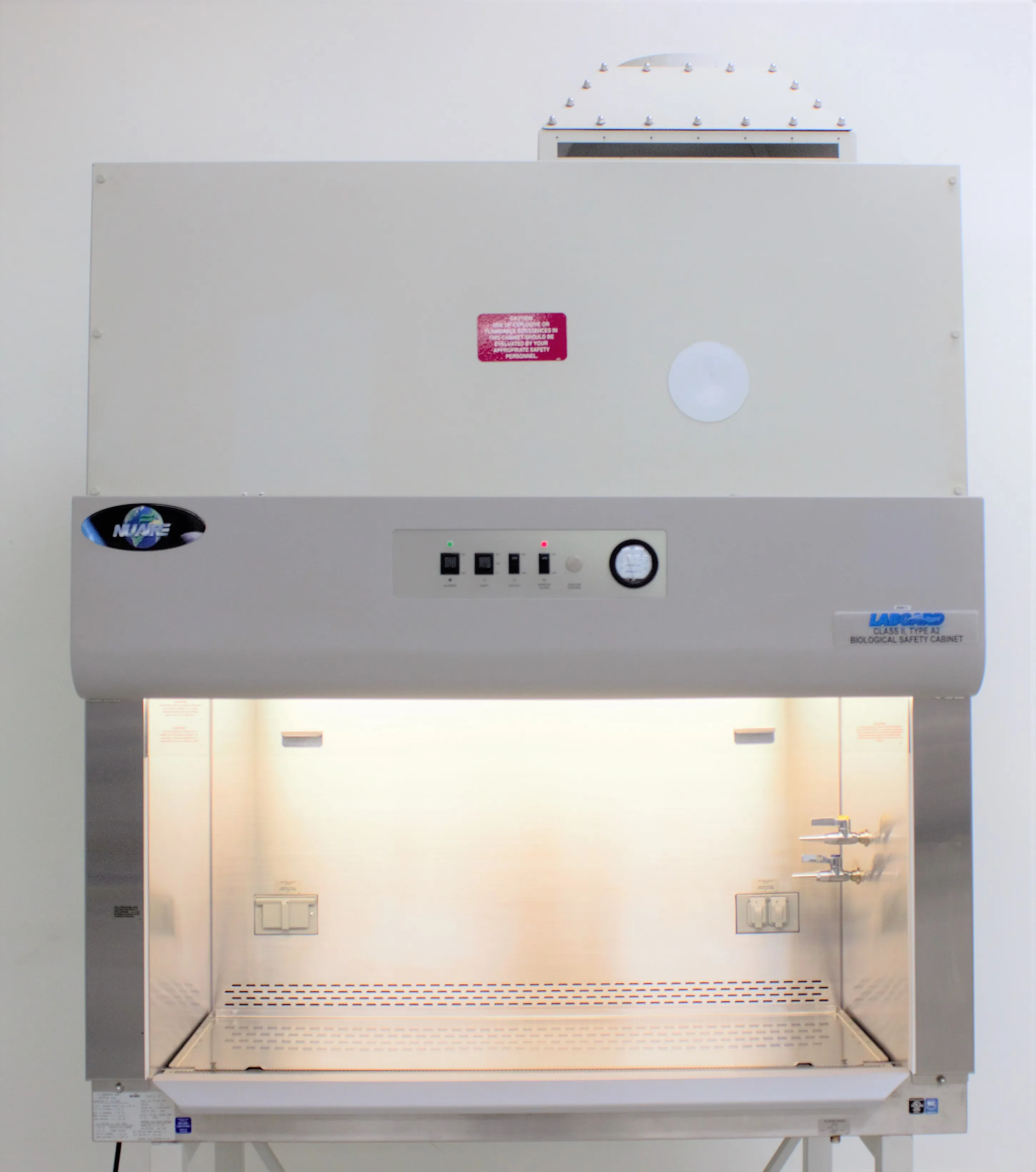 NuAire NU-425-400 Class II Type A2 Biosafety Cabinet