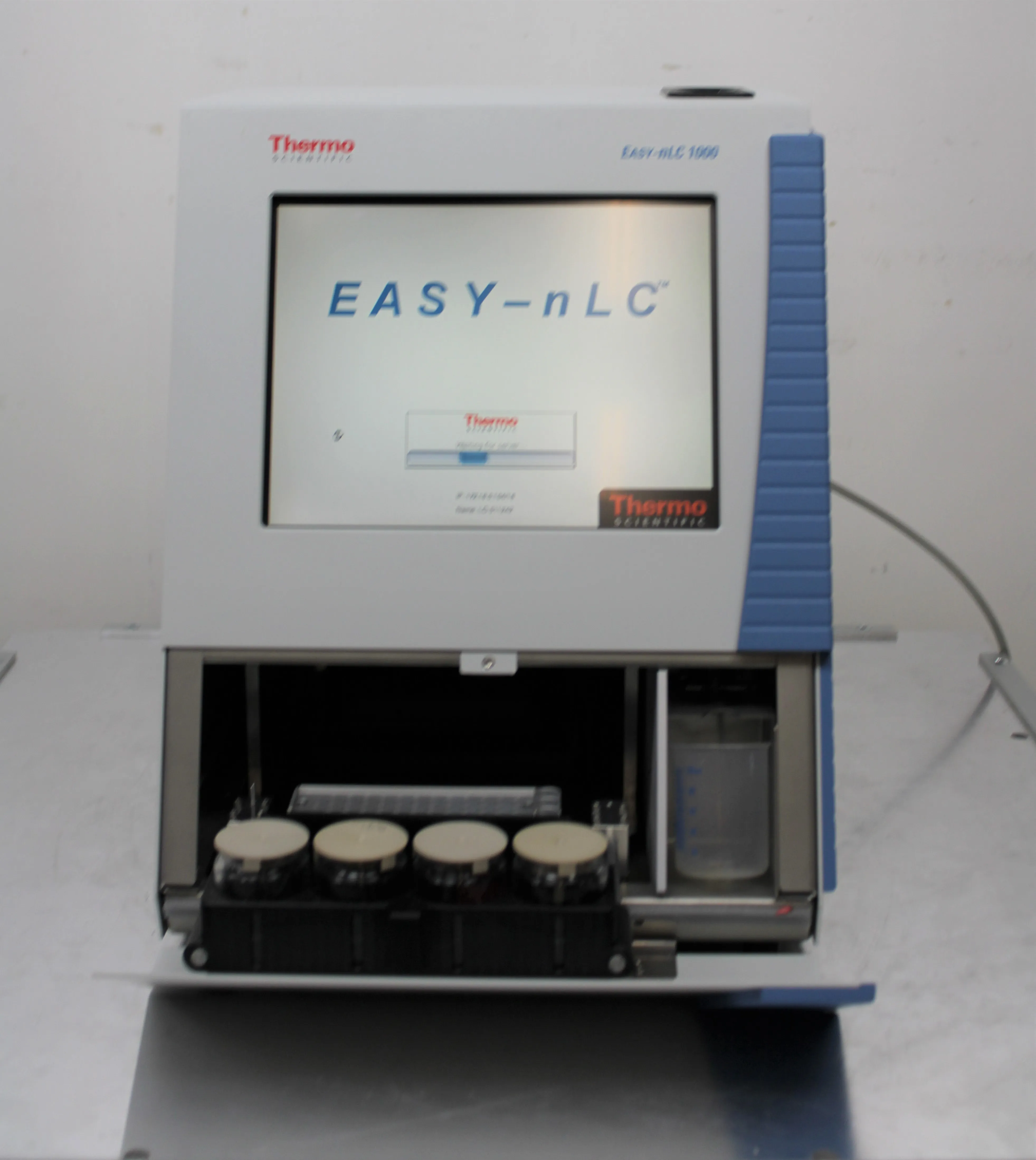 Thermo Scientific EASY-nLC 1000 Liquid Chromatograph - LC-011242