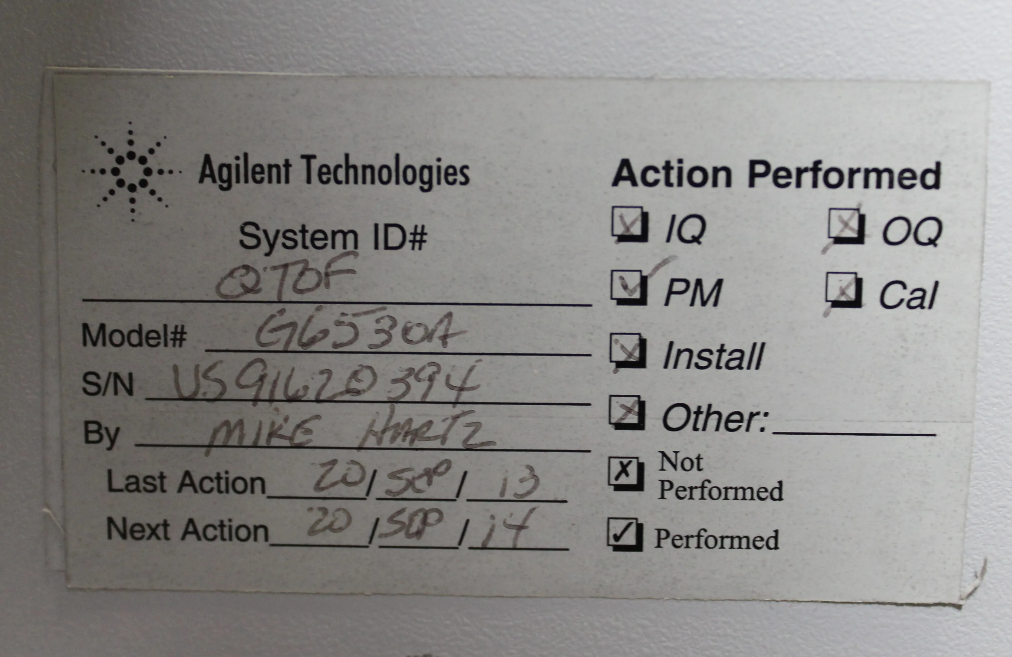 Agilent 6530 Q-TOF Mass Spectrometer Accurate-Mass Q-TOF Class 3 - Service Used 240V 50Hz/60Hz AS-IS