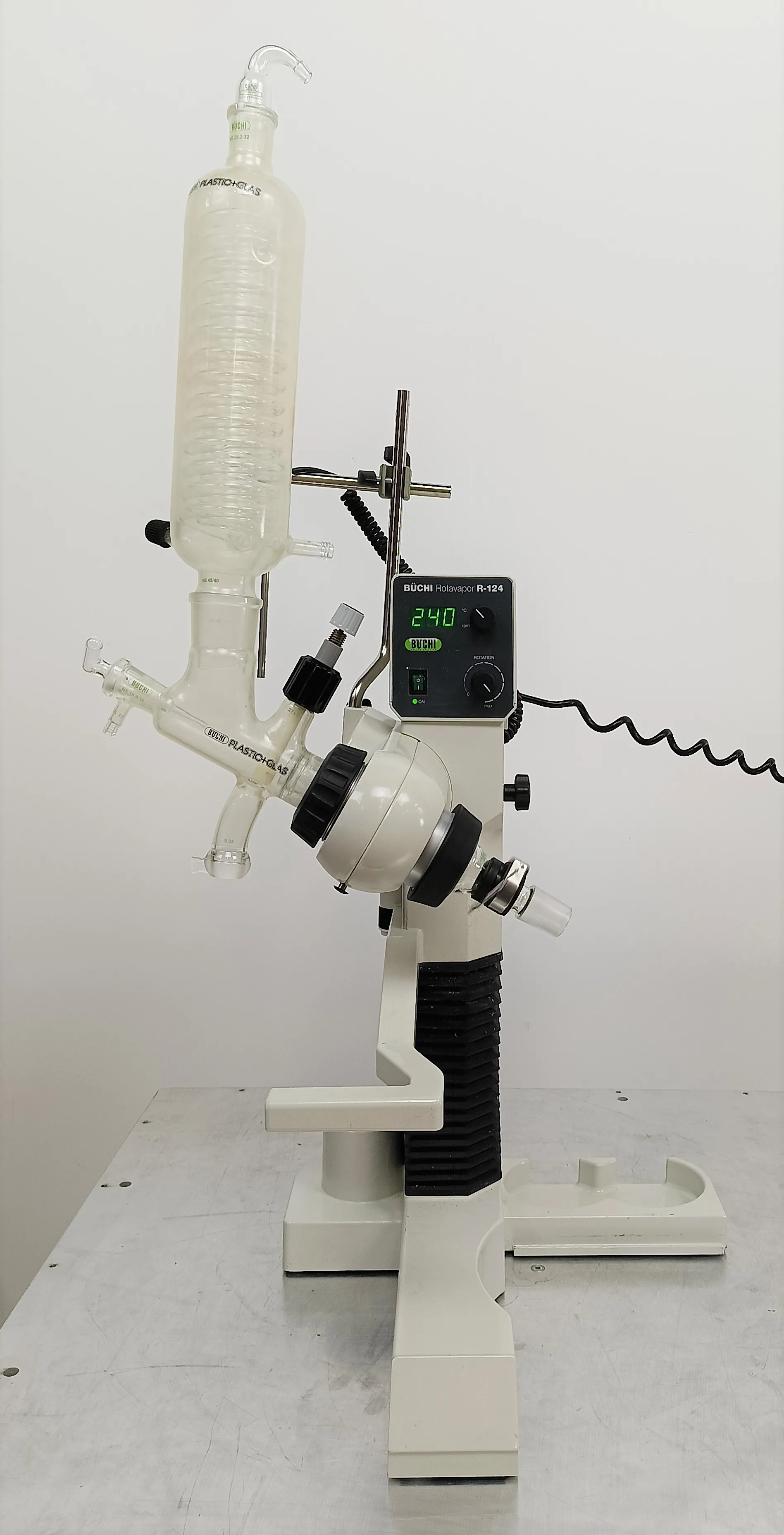 BUCHI Rotary Evaporator R-124S29P