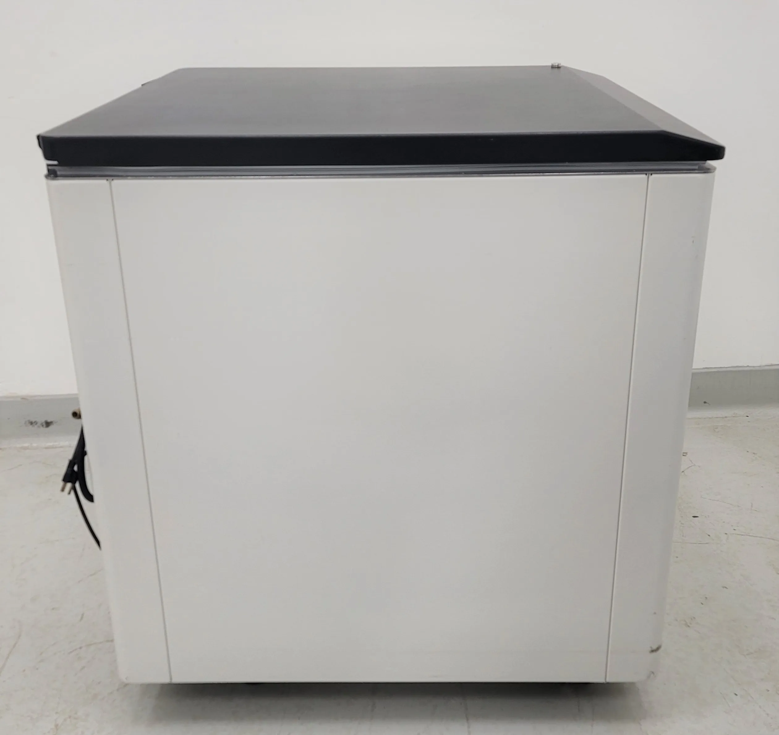 MVE 1400 Series Cryo-Preservation System