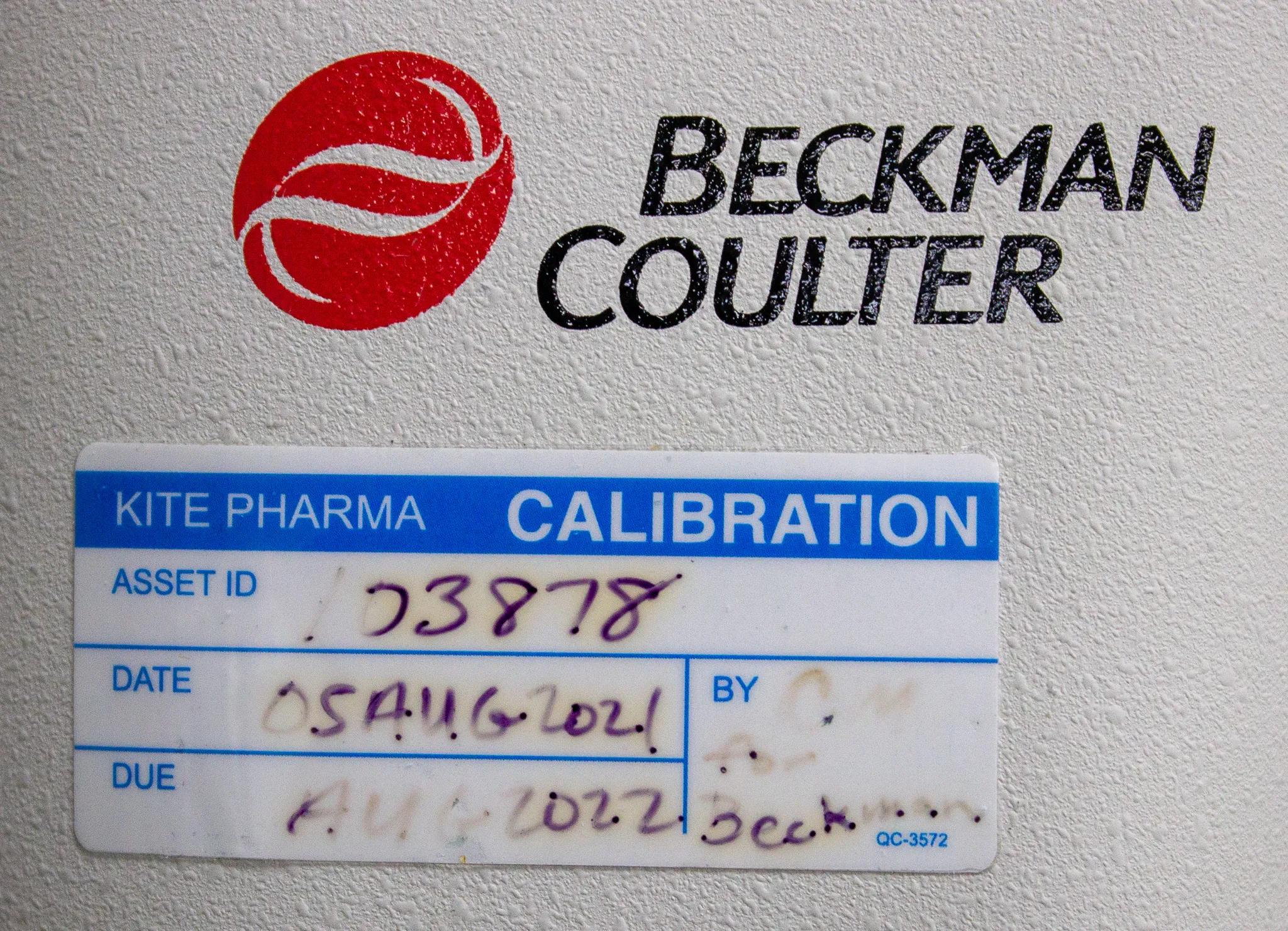 Beckman Coulter VI Cell XR Cell Viability Analyzer with Lenovo Computer Workstation