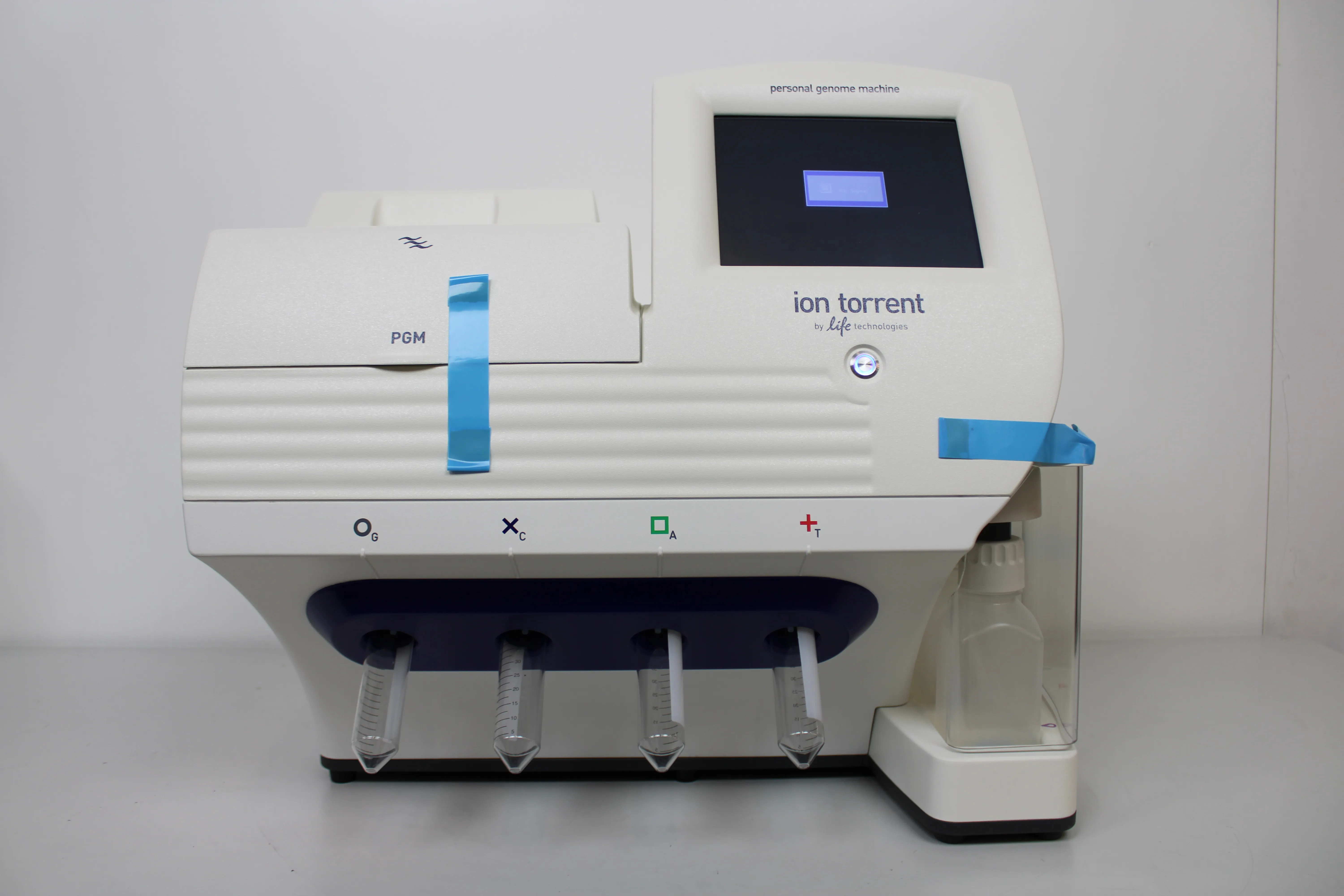 Thermo Scientific Personal Genome Machine DNA Sequencer