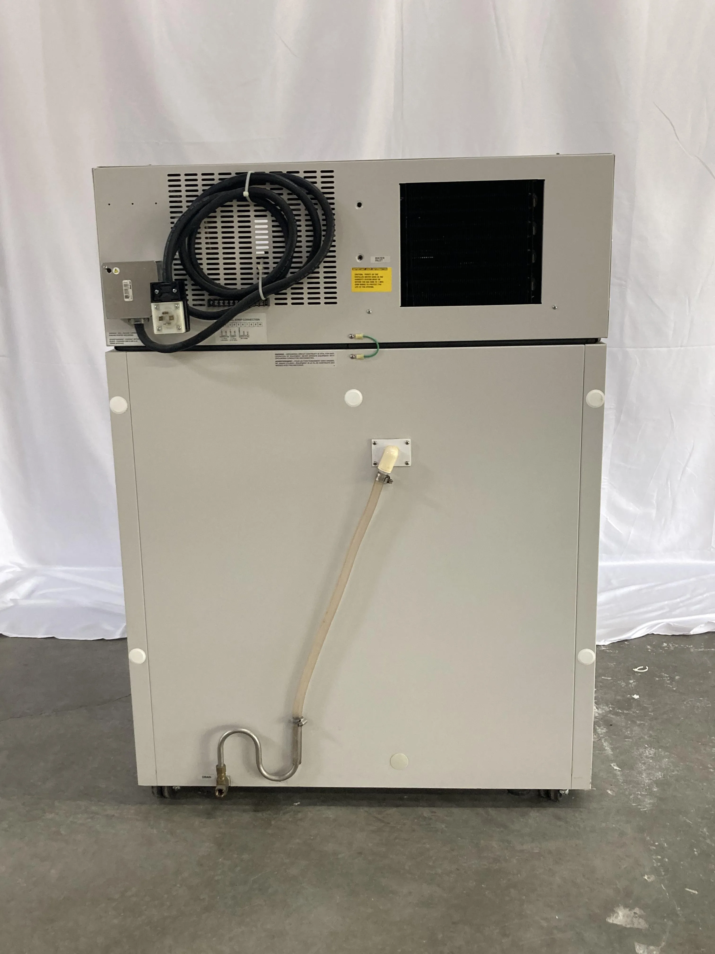 Thermo Fisher 3911 Environmental / Stability Chamber