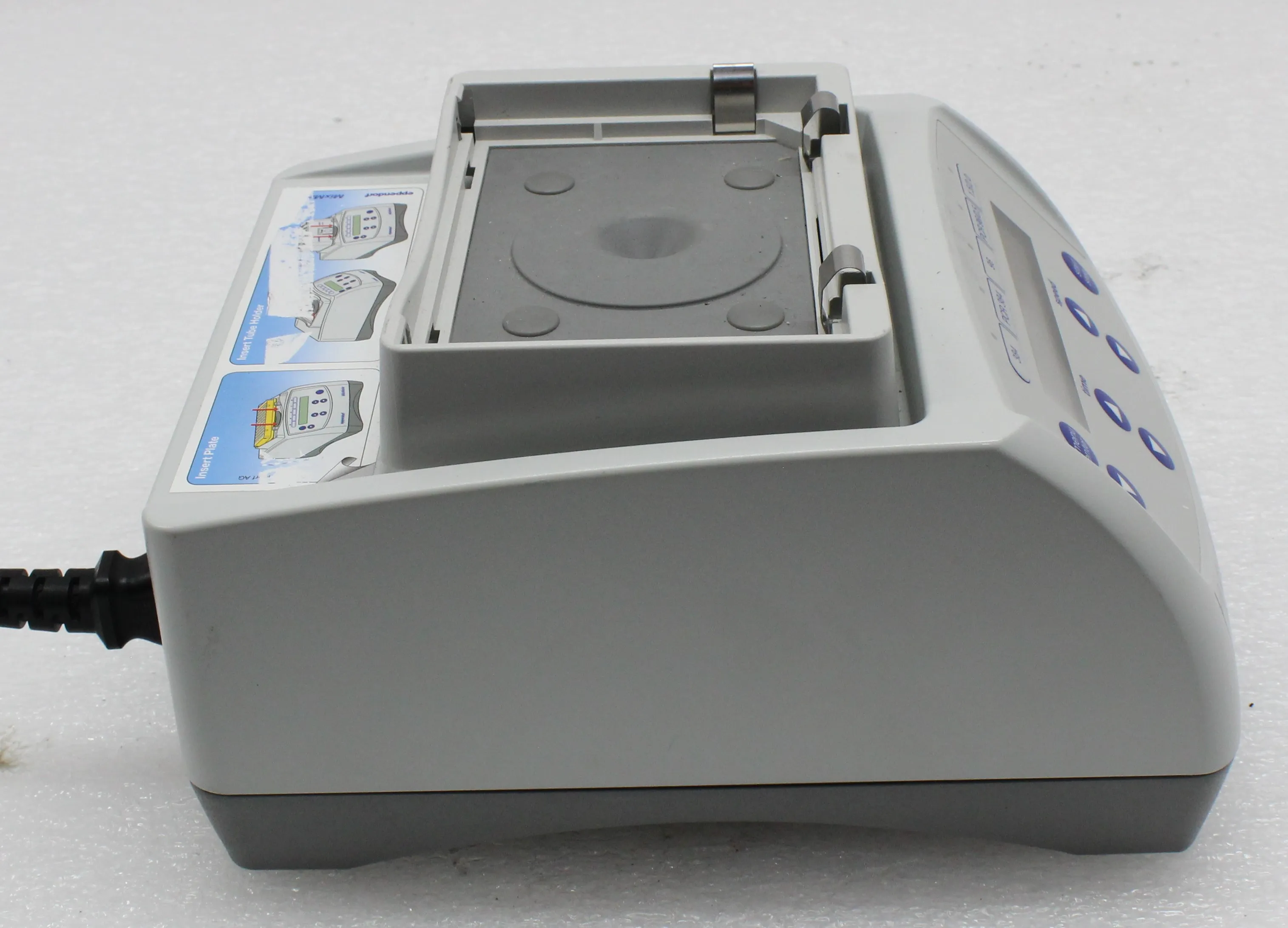 Eppendorf Mixmate Microplate Shaker 5353 - As-Is