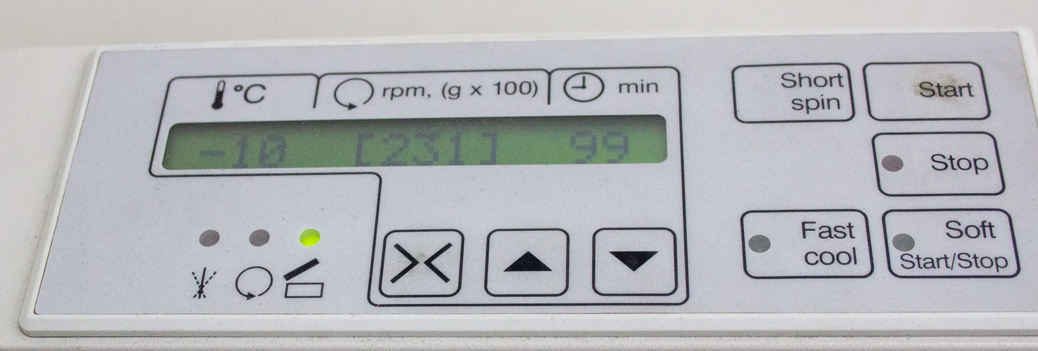 Eppendorf Benchtop Refrigerated Centrifuge Model 5403 with Rotor 16F24-11