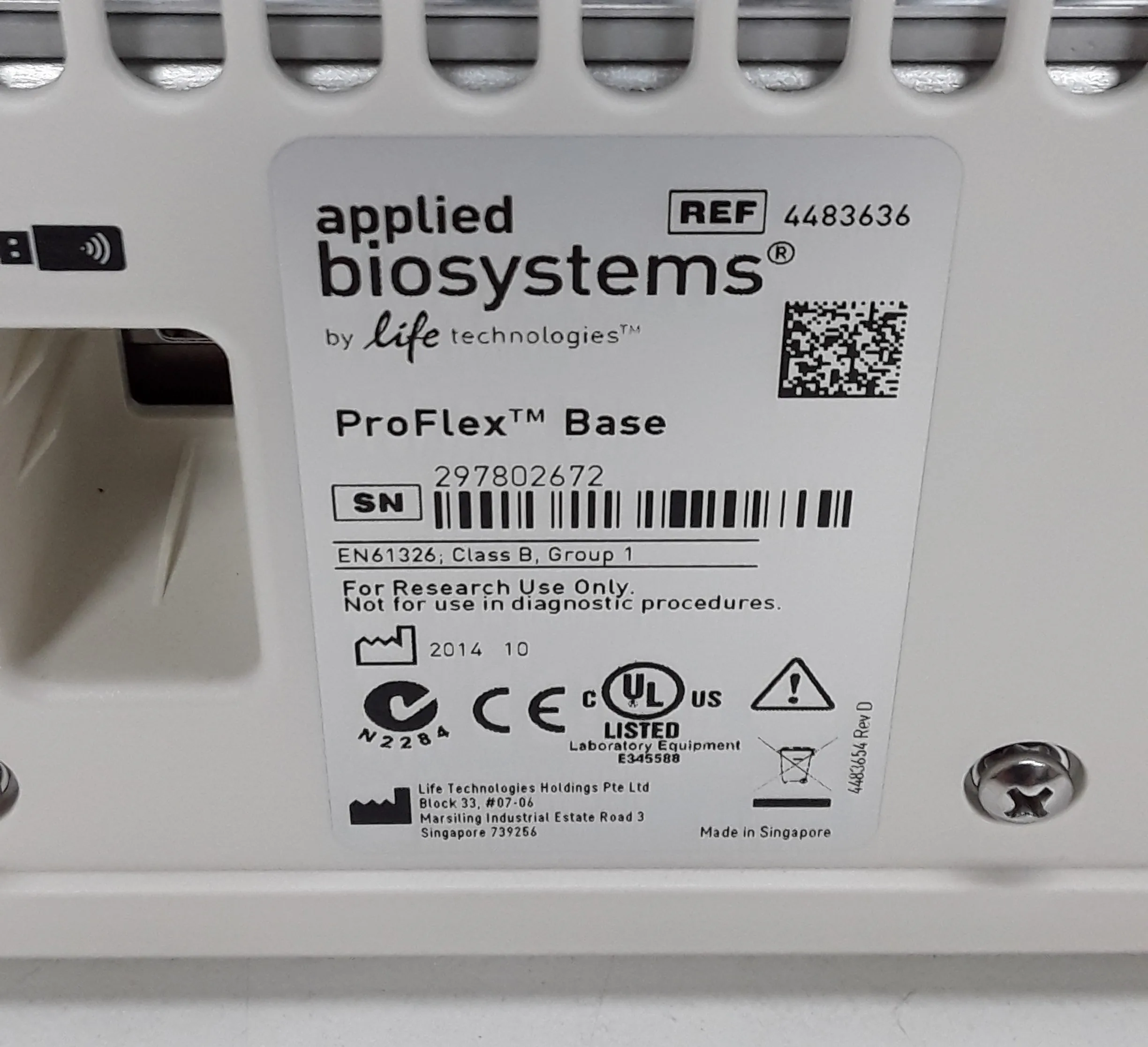 Applied Biosystems - ProFlex Base 4483636 PCR System