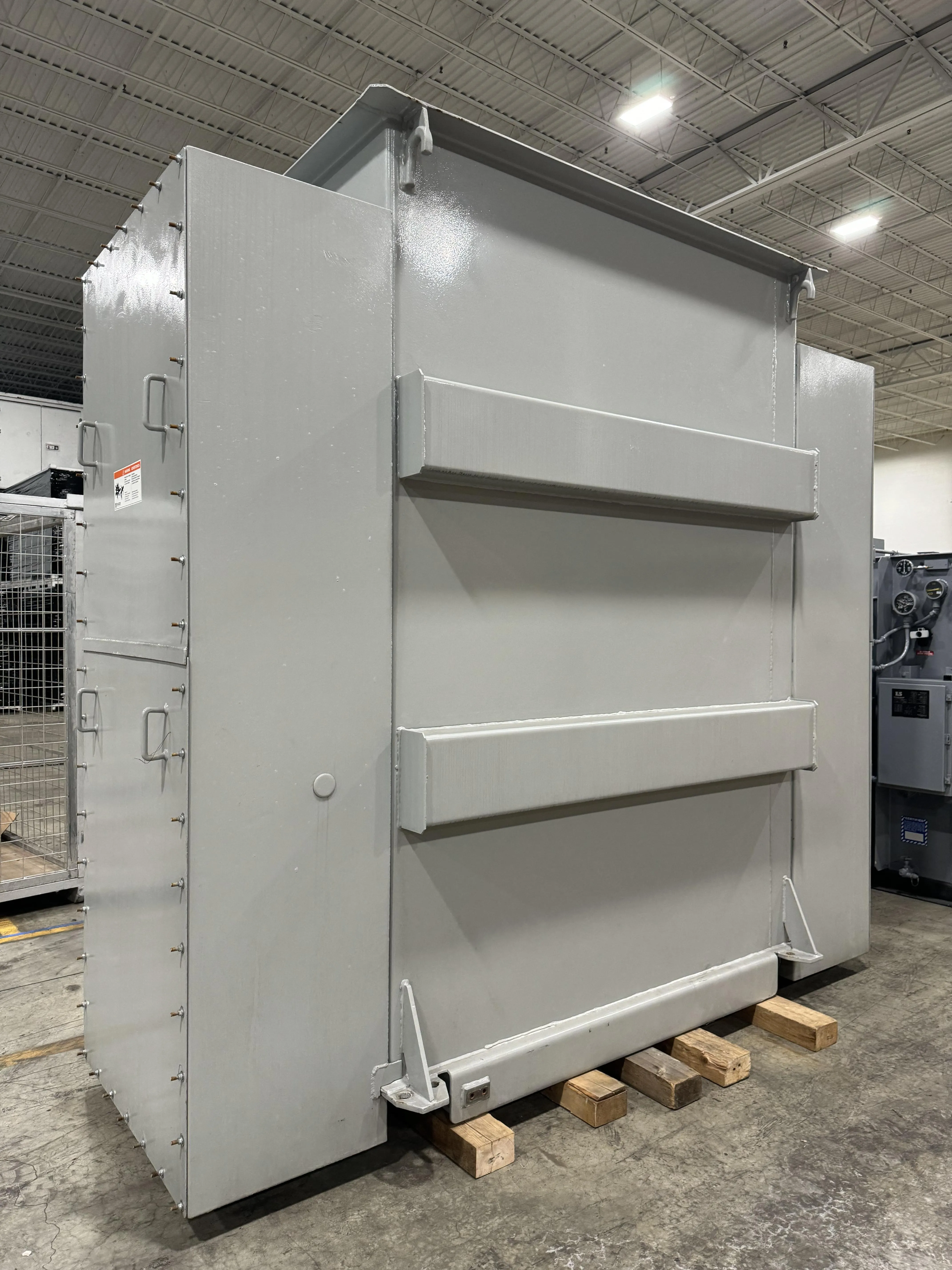 Maddox 3 Phase Transformer 300 kVA - 25,000 kVA, 115kV