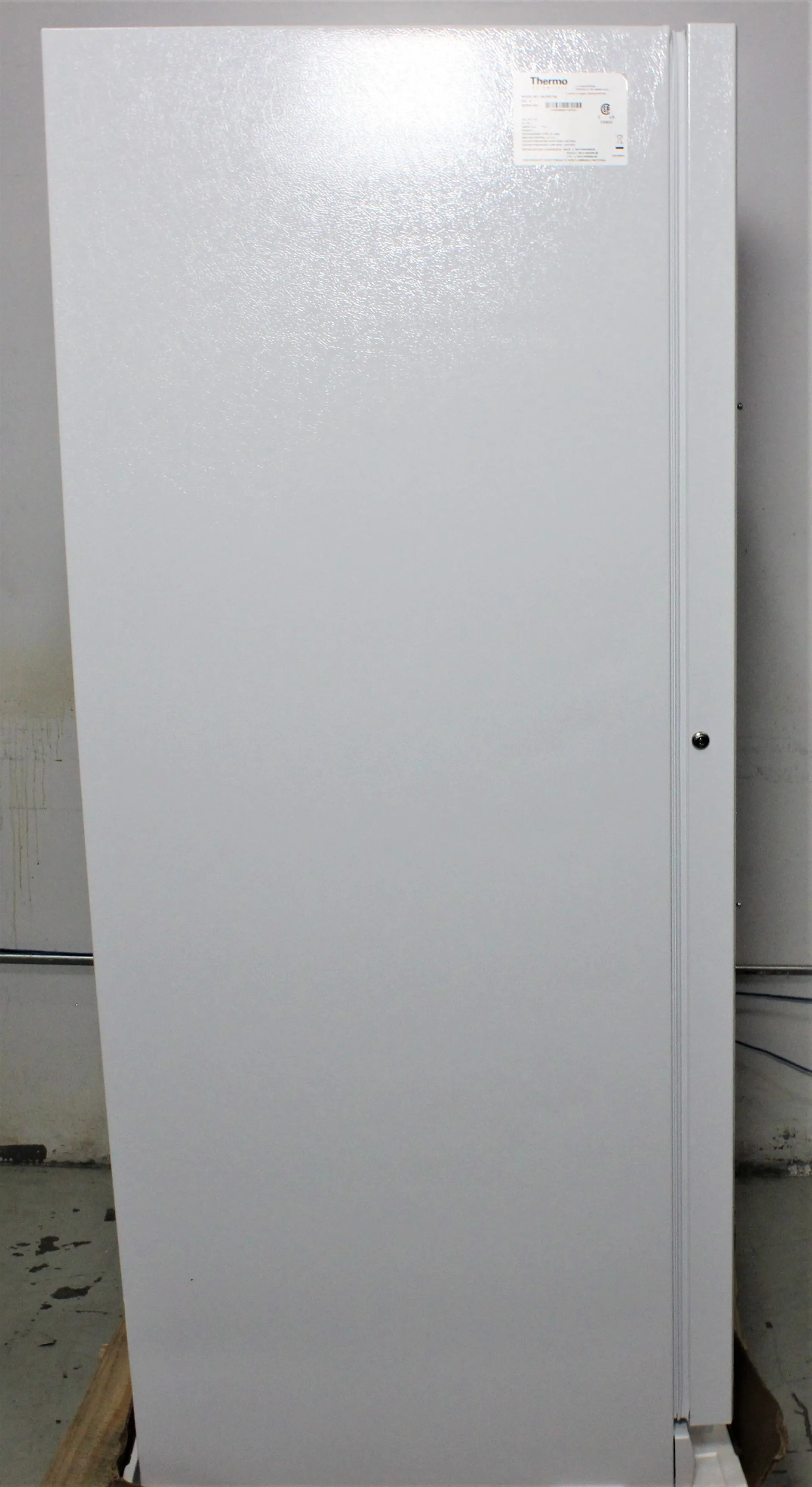 Thermo Scientific 20LFEETSA Laboratory Freezer - 20.9 Cubic Feet