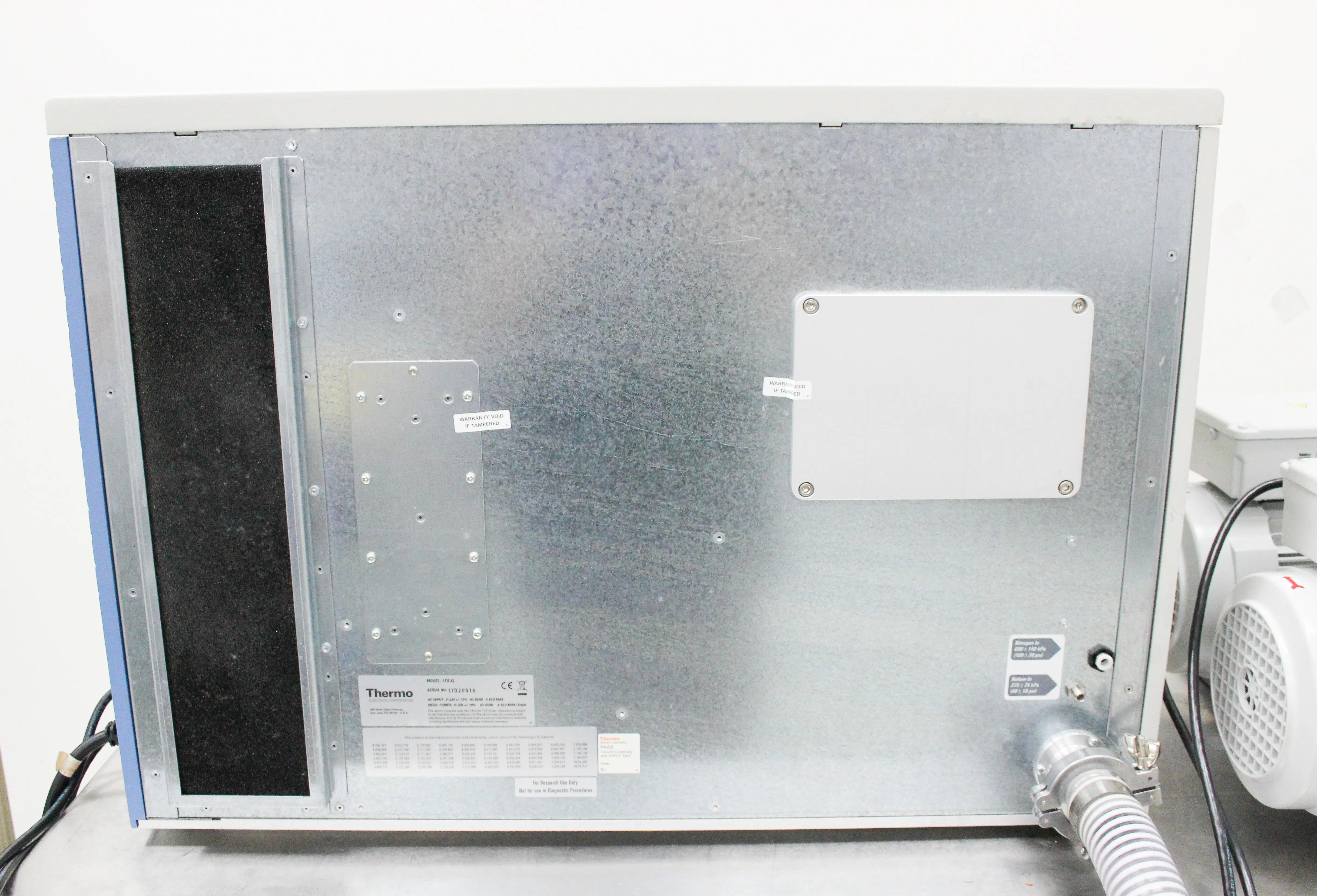 Thermo LTQ XL Linear Ion Trap Mass Spectrometer with Vacuum Pumps