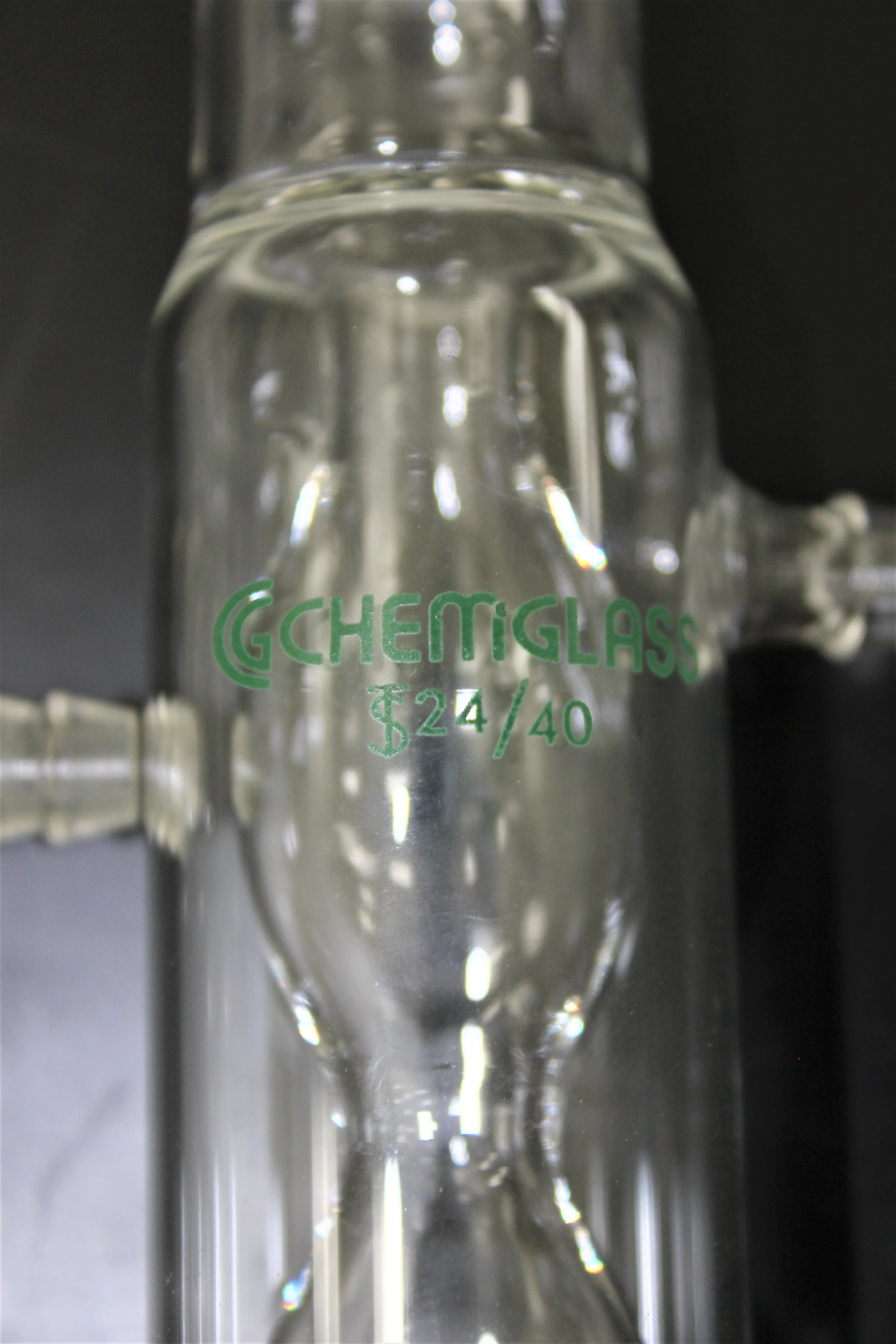 Chemglass Miscellaneous box with Giant Tube Funnel attachments