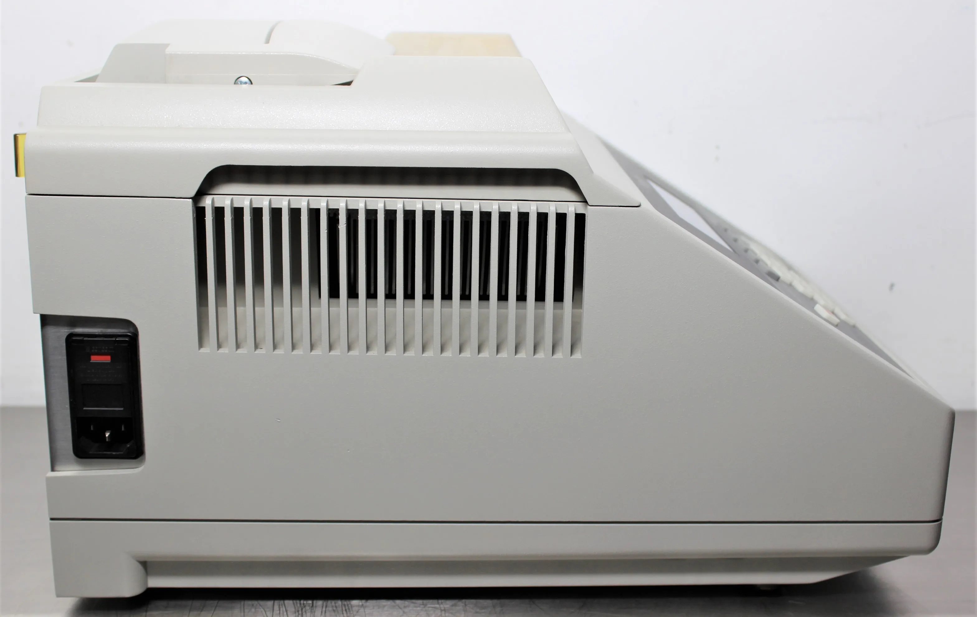 Applied Biosystems GeneAmp PCR System 9700