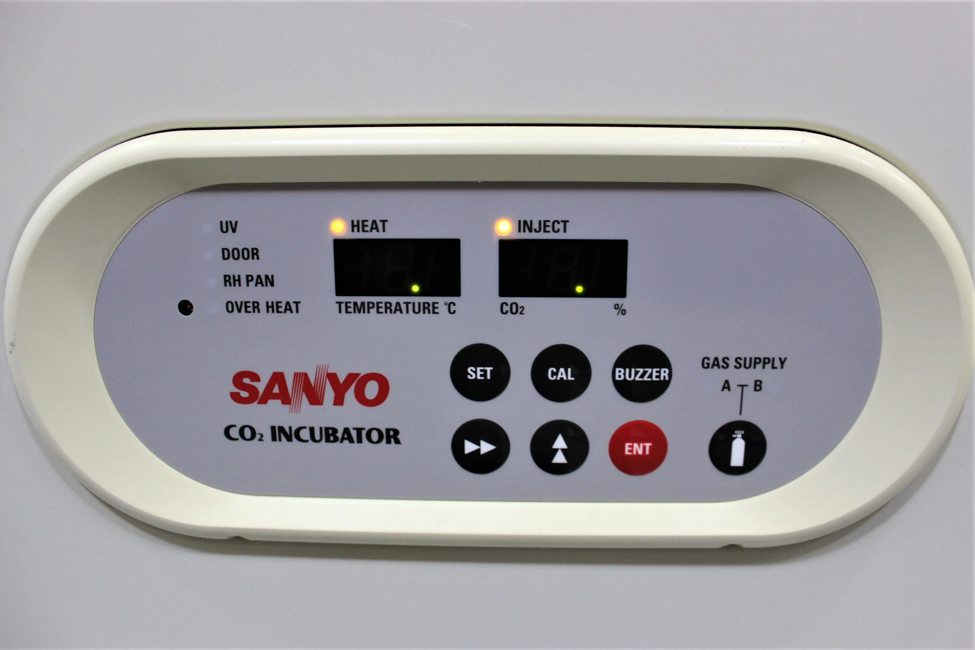 Sanyo MCO-18AC CO2 Incubator