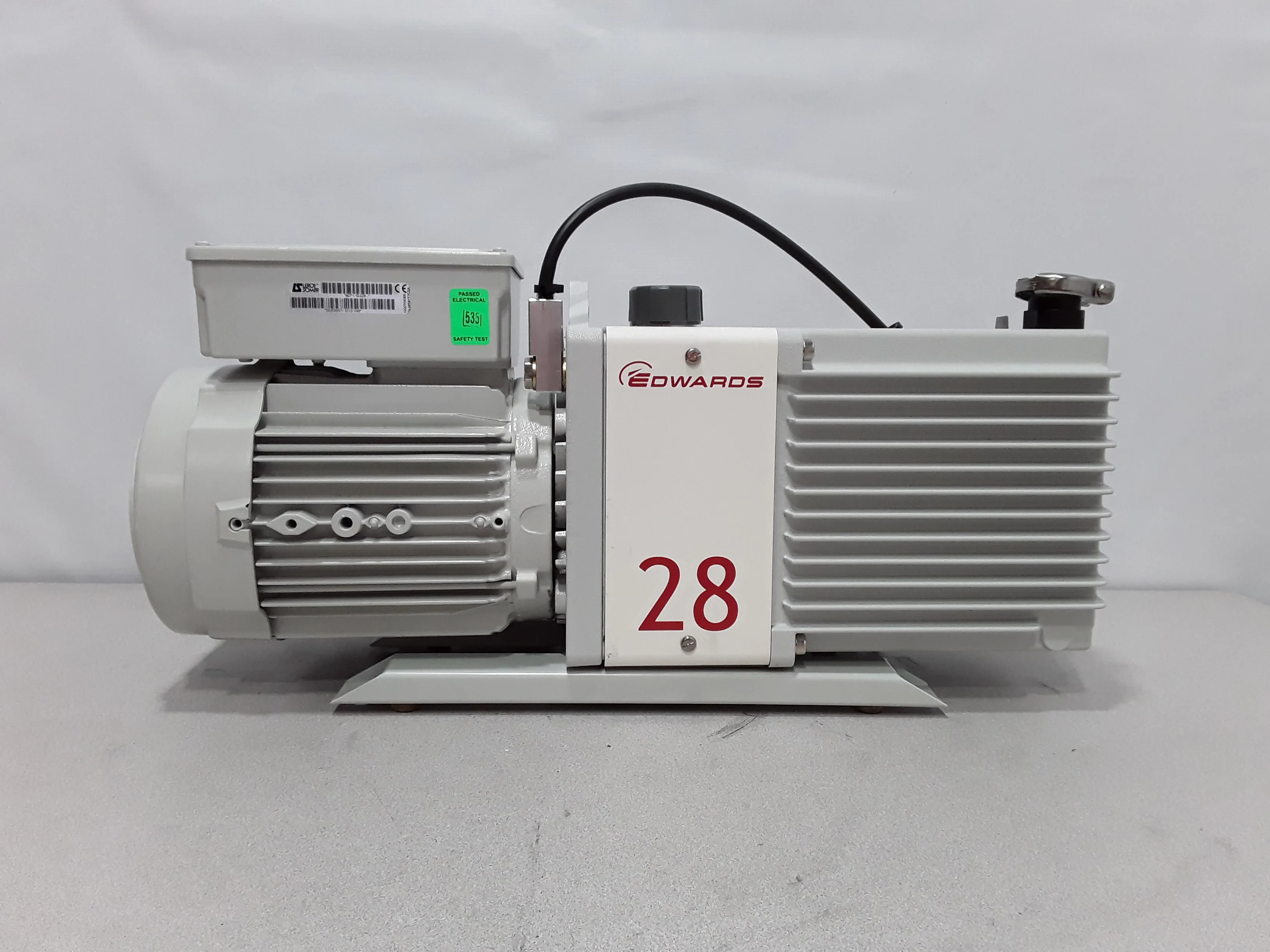 Edwards E2M28 Vacuum Pump 220V 50Hz/60Hz