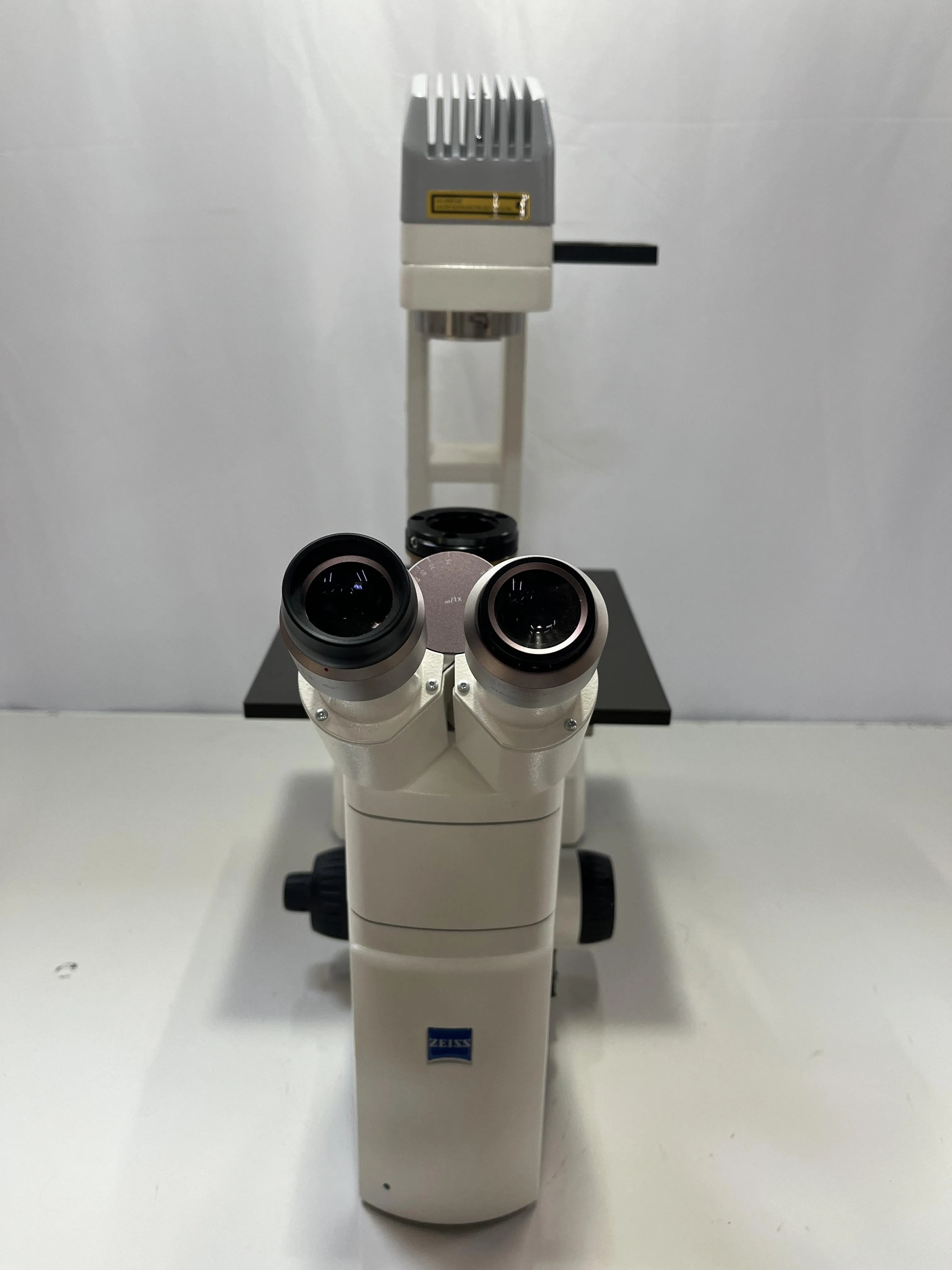 ZEISS Axio Vert.A1 Inverted Microscope with Objectives 10x, 20x, 40x