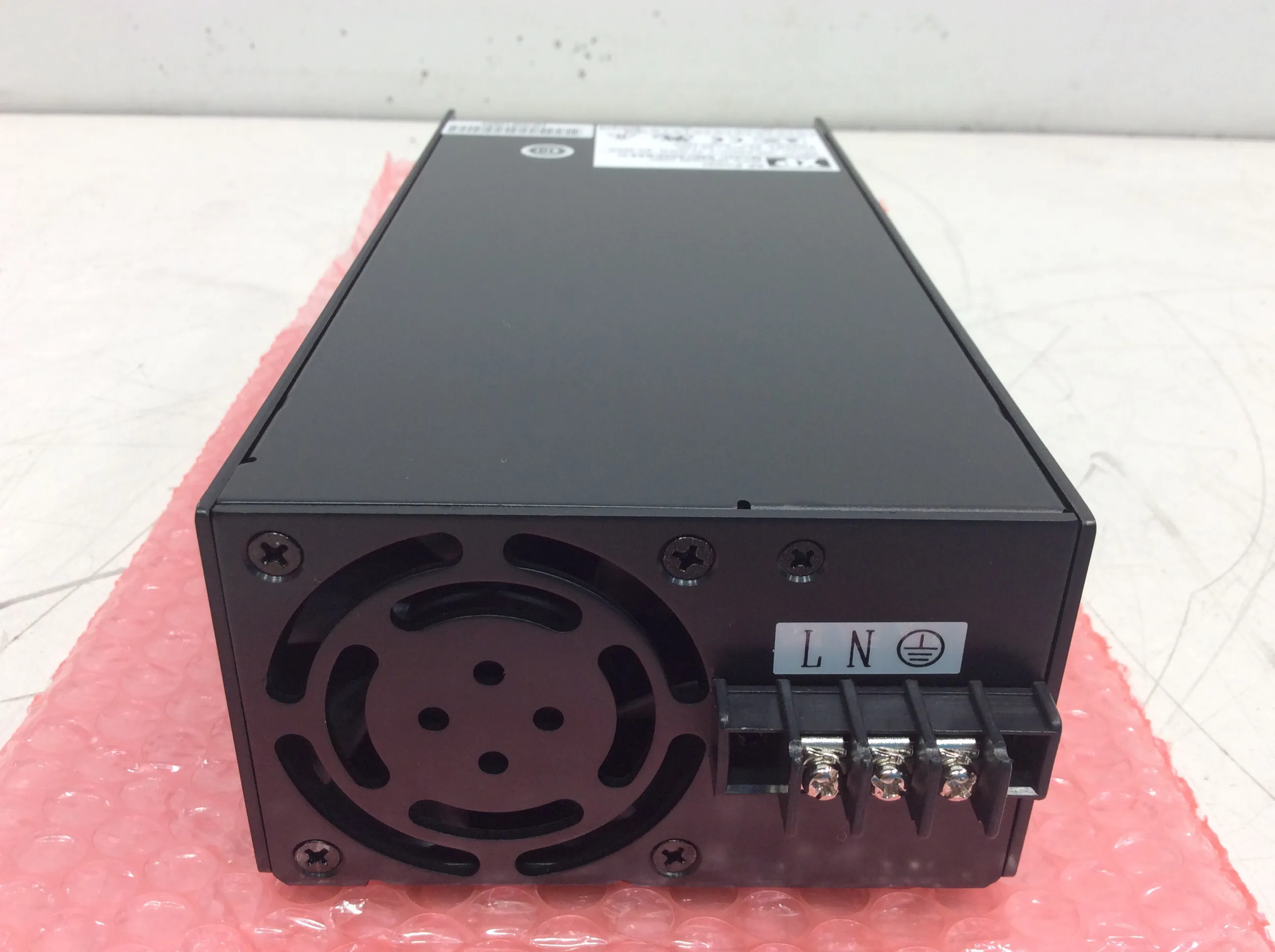 Used XP Power SMC500PS24-C 500W AC/DC Enclosed Power Supply with 30-Day Warranty