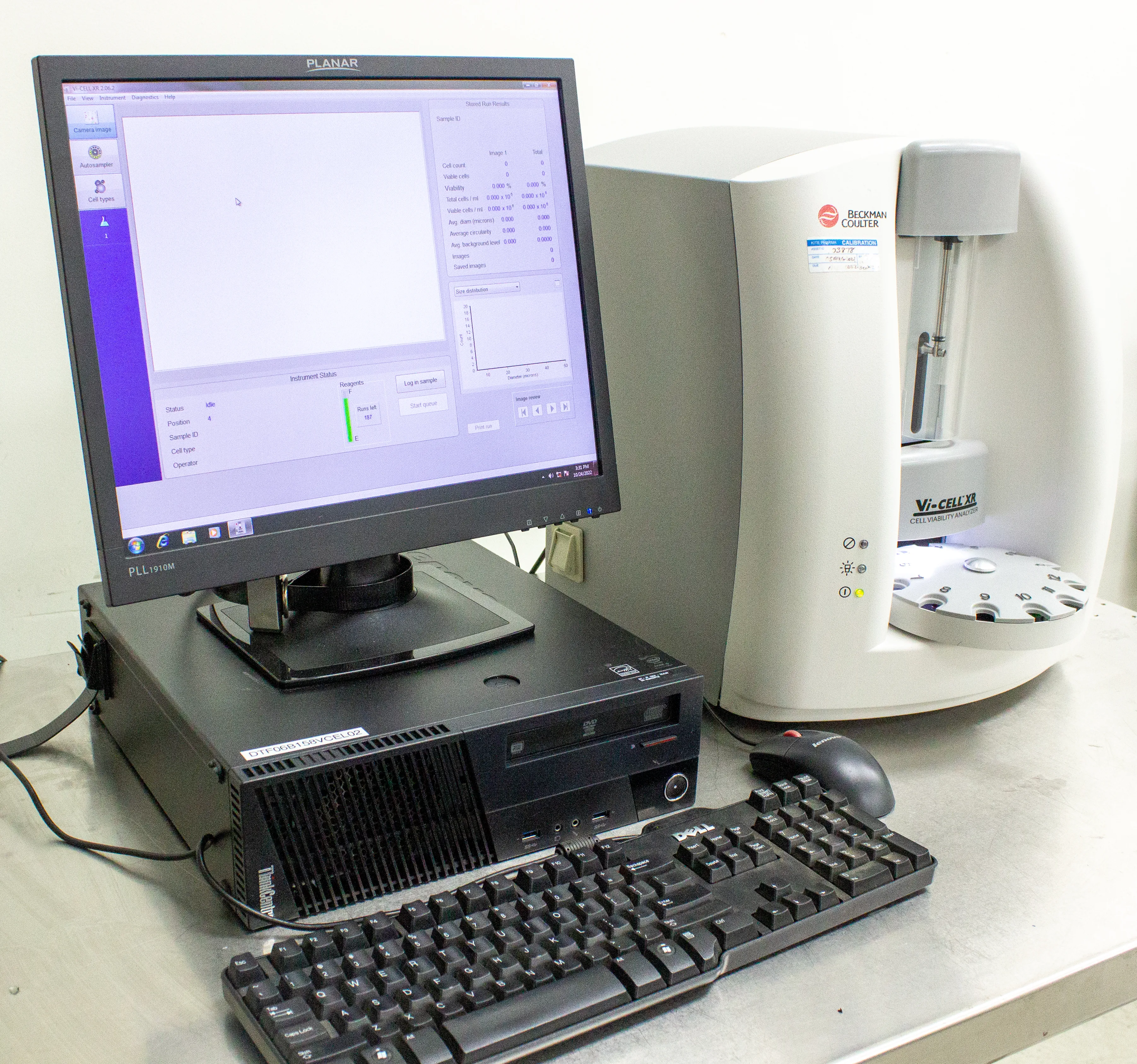 Beckman Coulter VI Cell XR Cell Viability Analyzer with Lenovo Computer Workstation